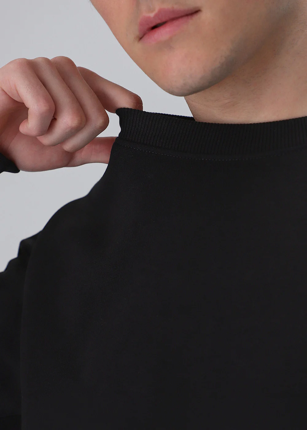Black Sweatshirt - Image 5