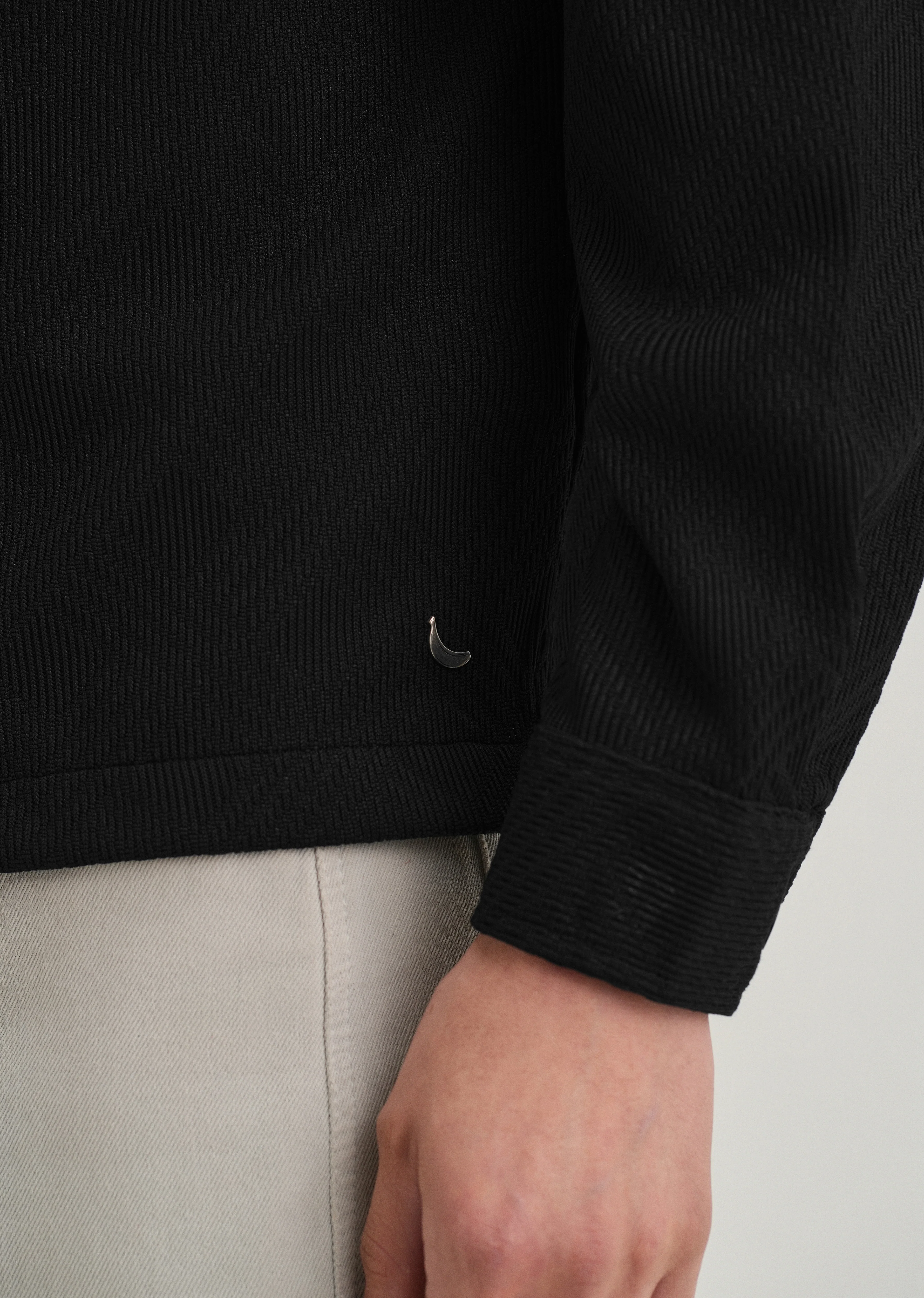 Black Textured Knit Shacket - Image 3