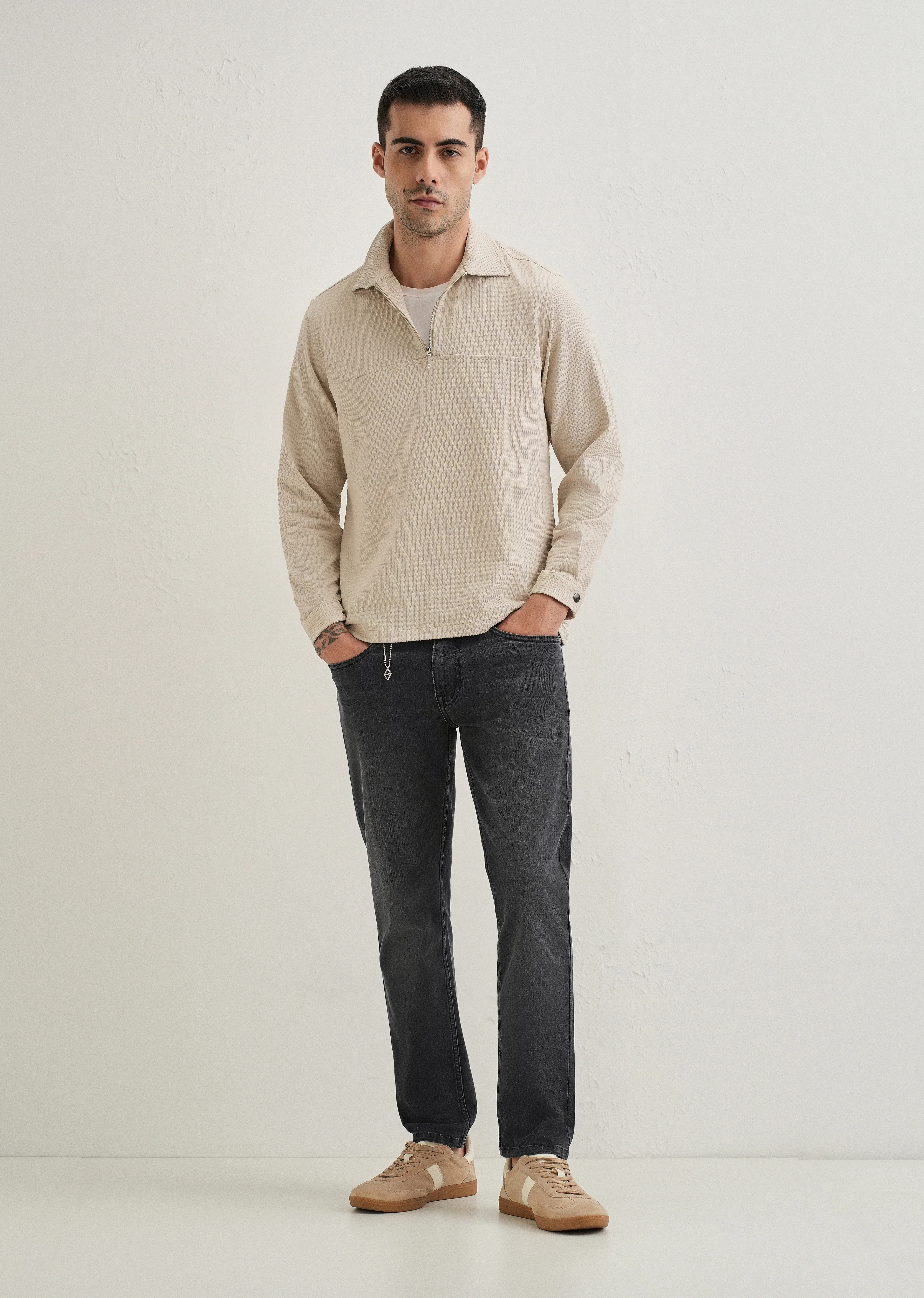 Black Wash Carrot Fit Jeans - Image 6