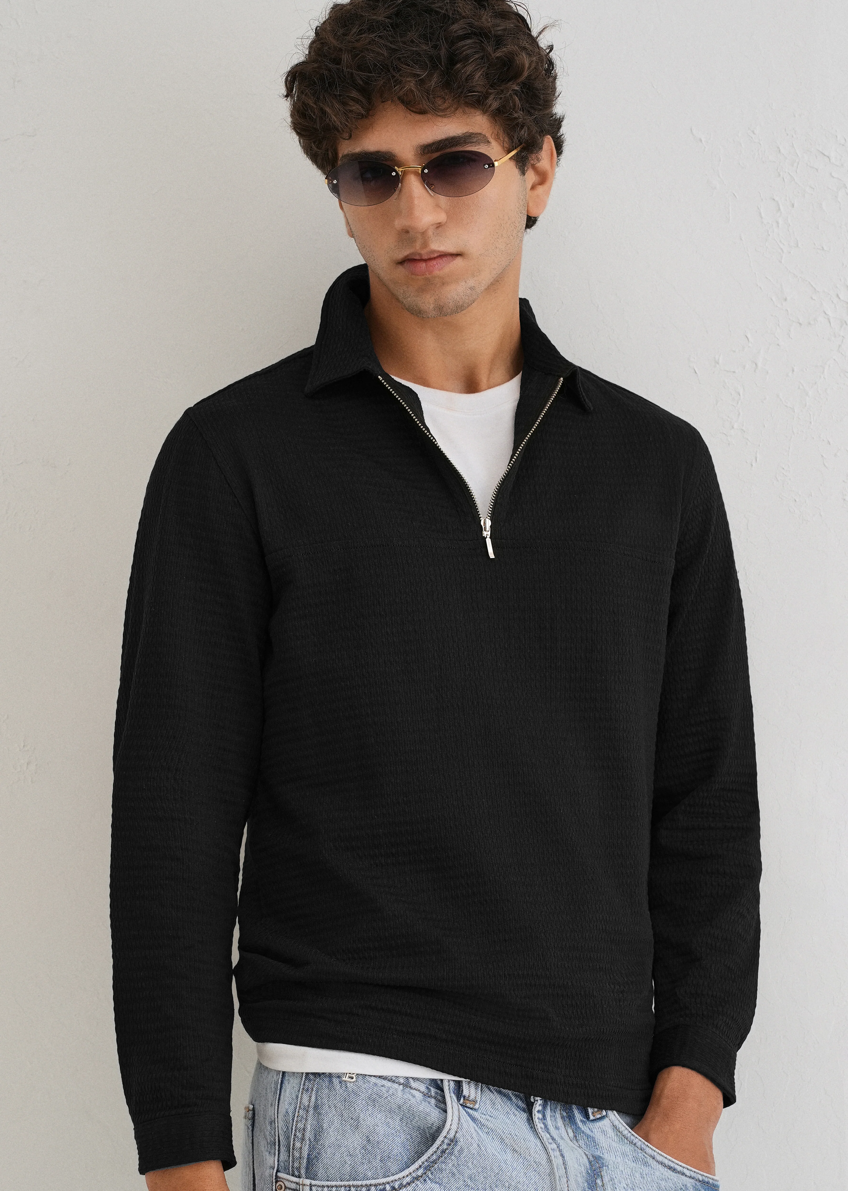 Black Zipper Polo Knit T-shirt - Image 8