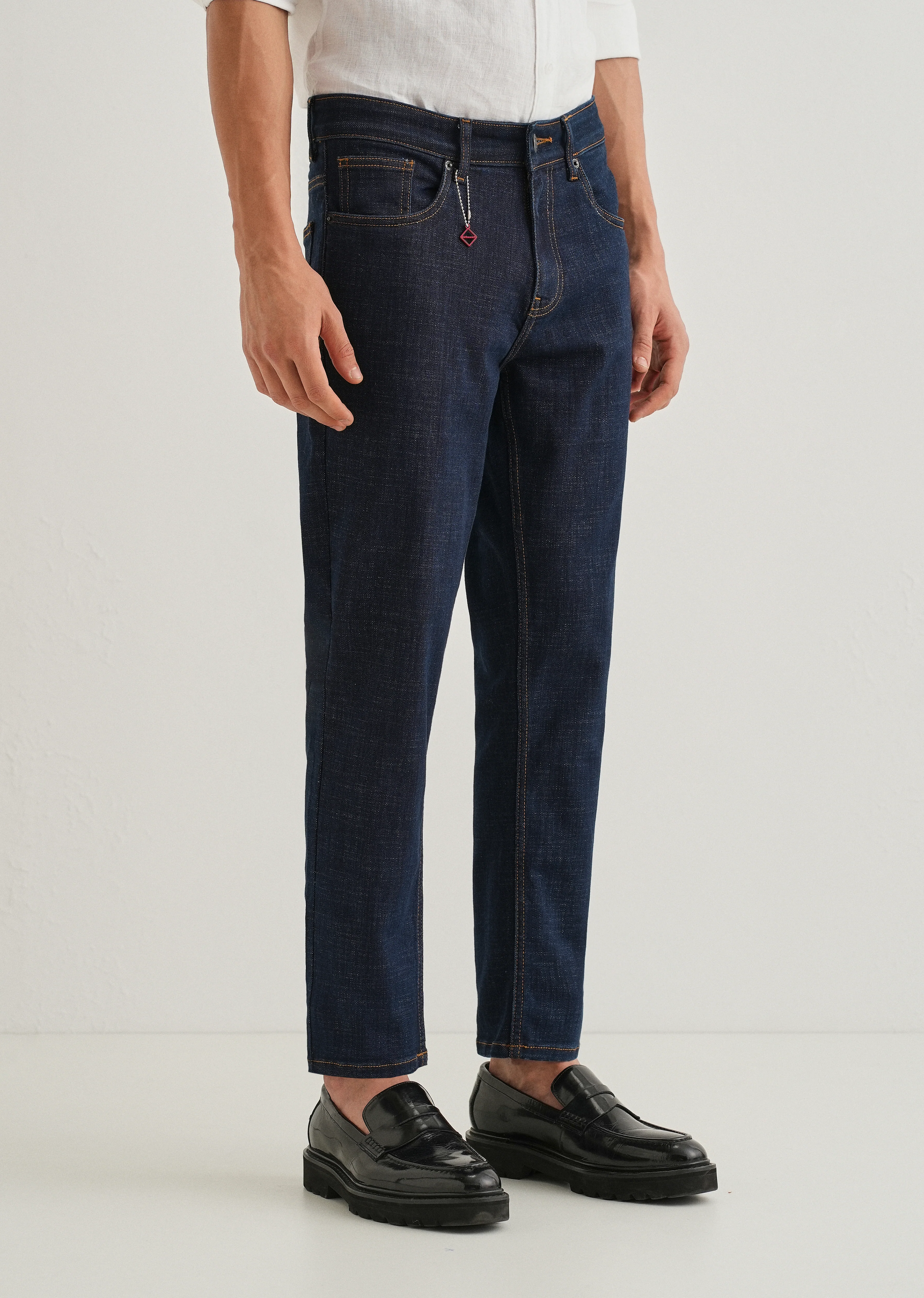 Blue Carrot Fit Jeans - Image 4
