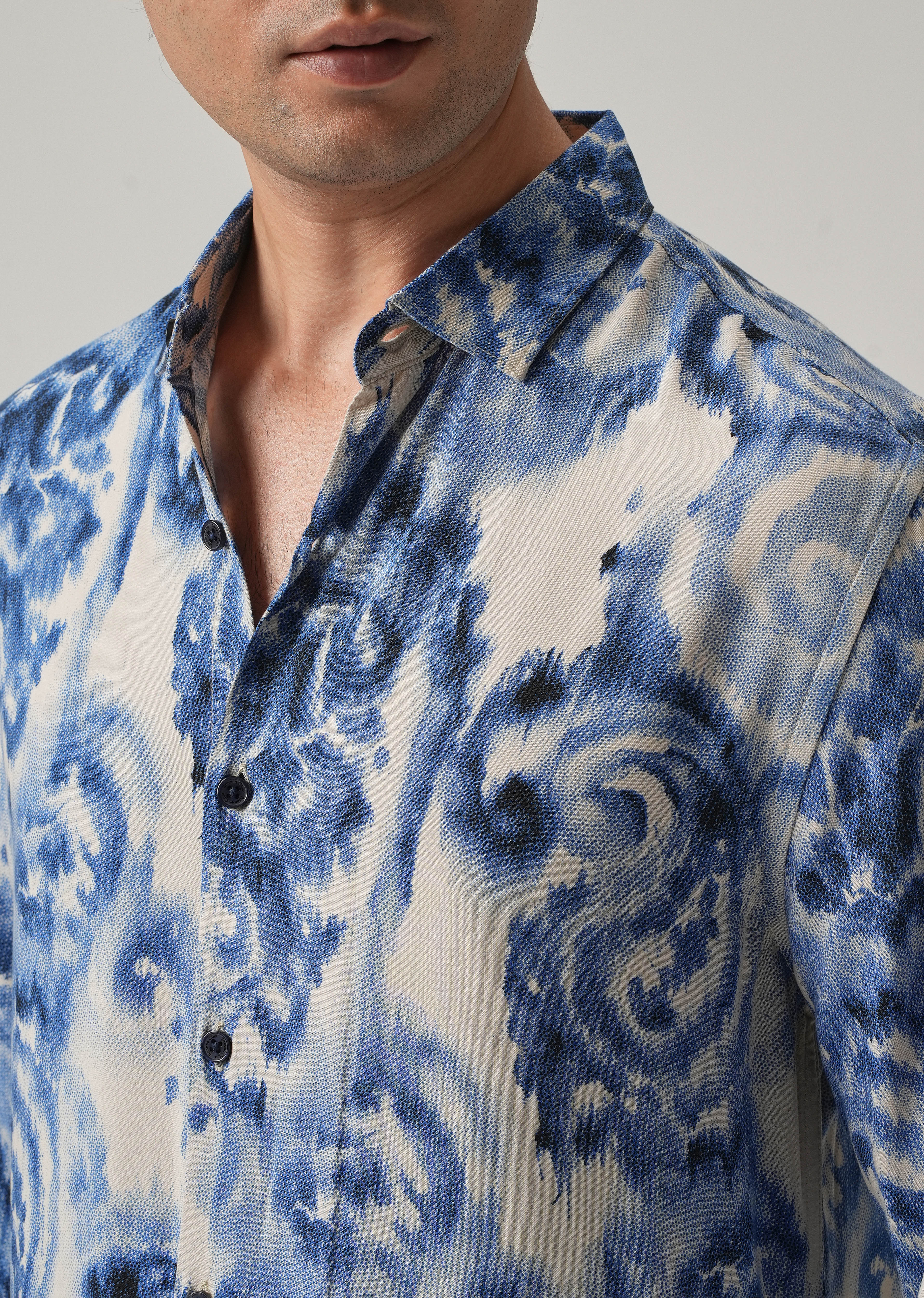 Blue Distort Paisley Print Feather Shirt - Image 5
