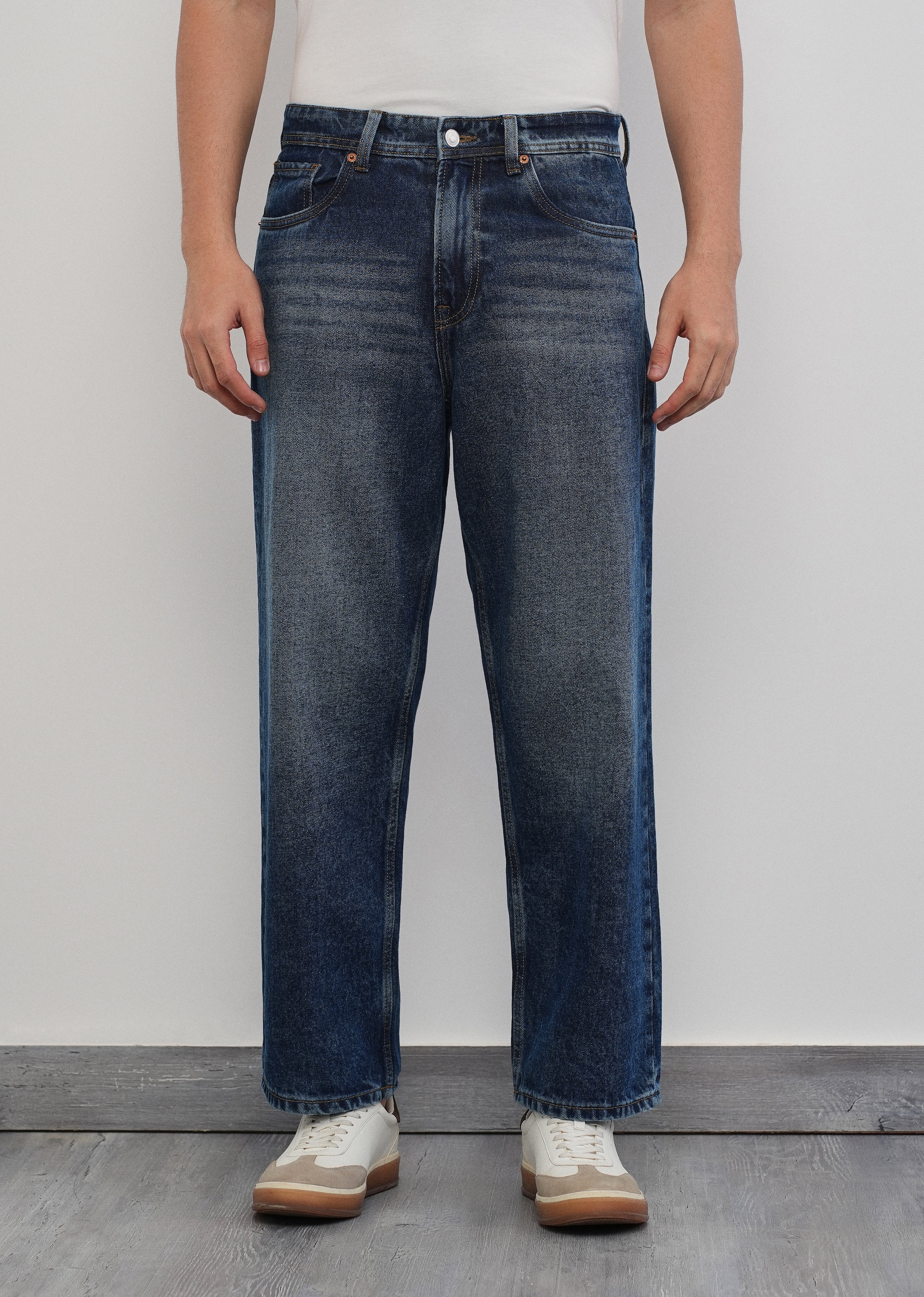 Blue Drift Wash Baggy Fit Jeans - Image 3