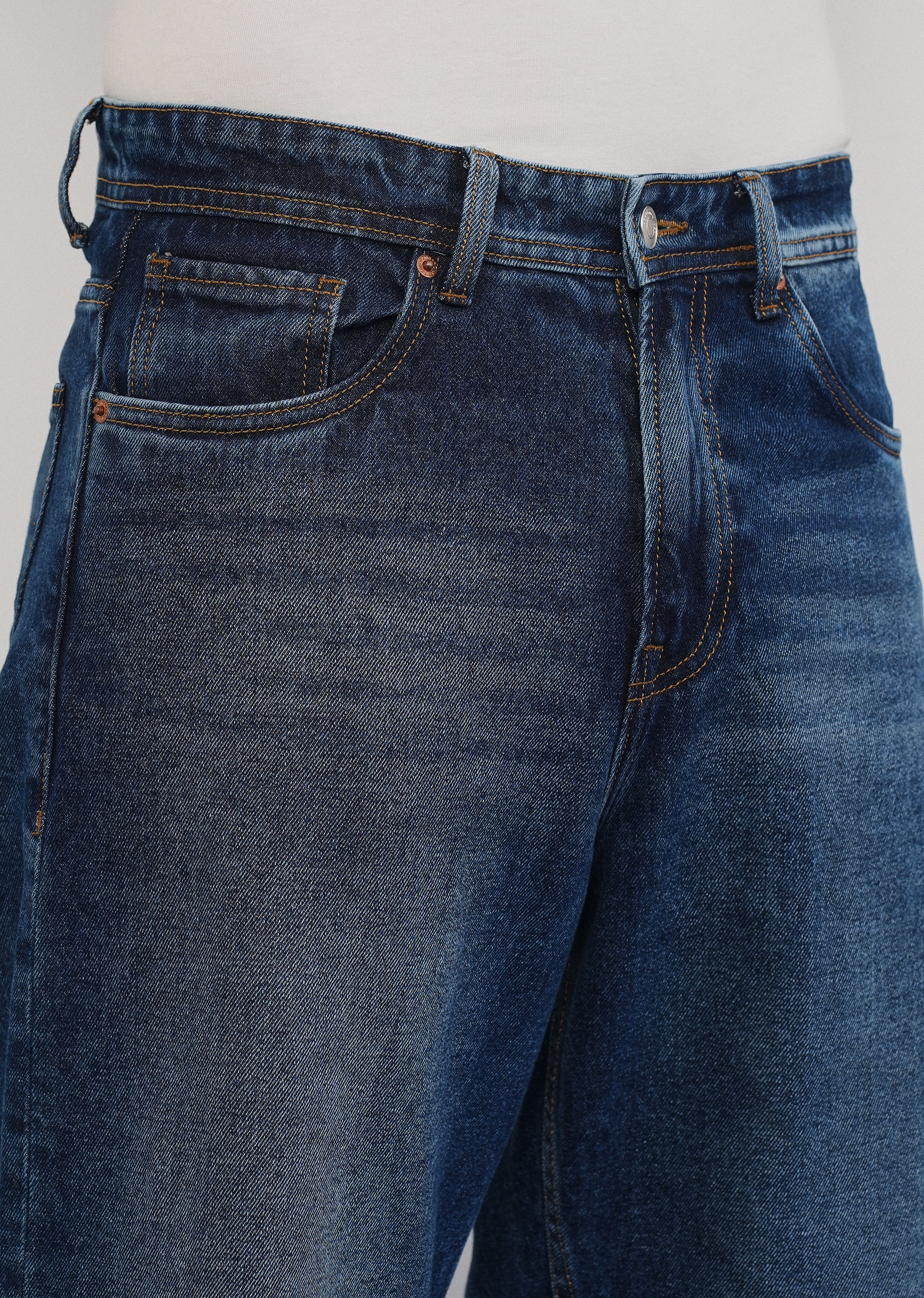 Blue Drift Wash Baggy Fit Jeans - Image 5