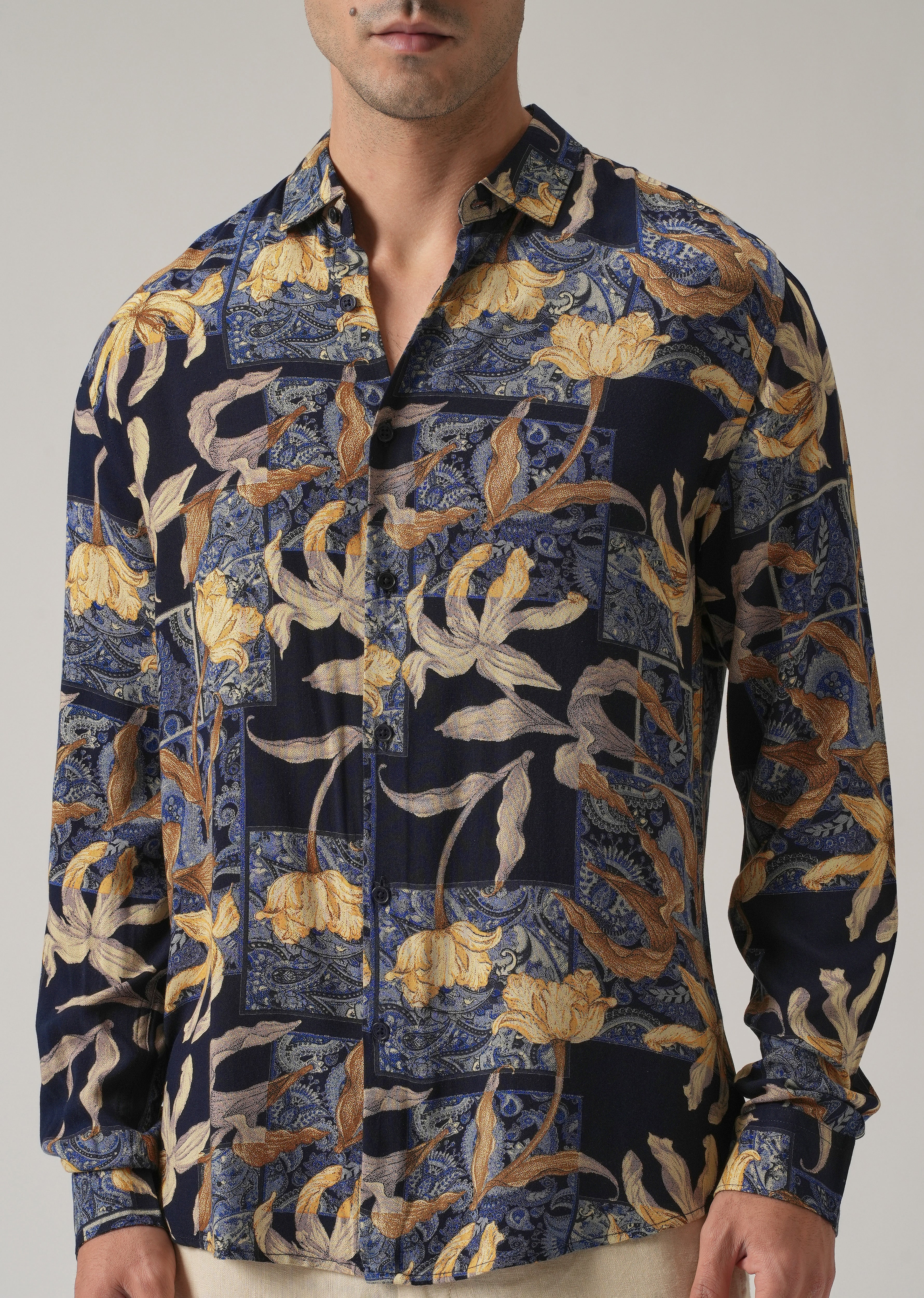 Blue Exotic Lily Print Feather Shirt - Image 7