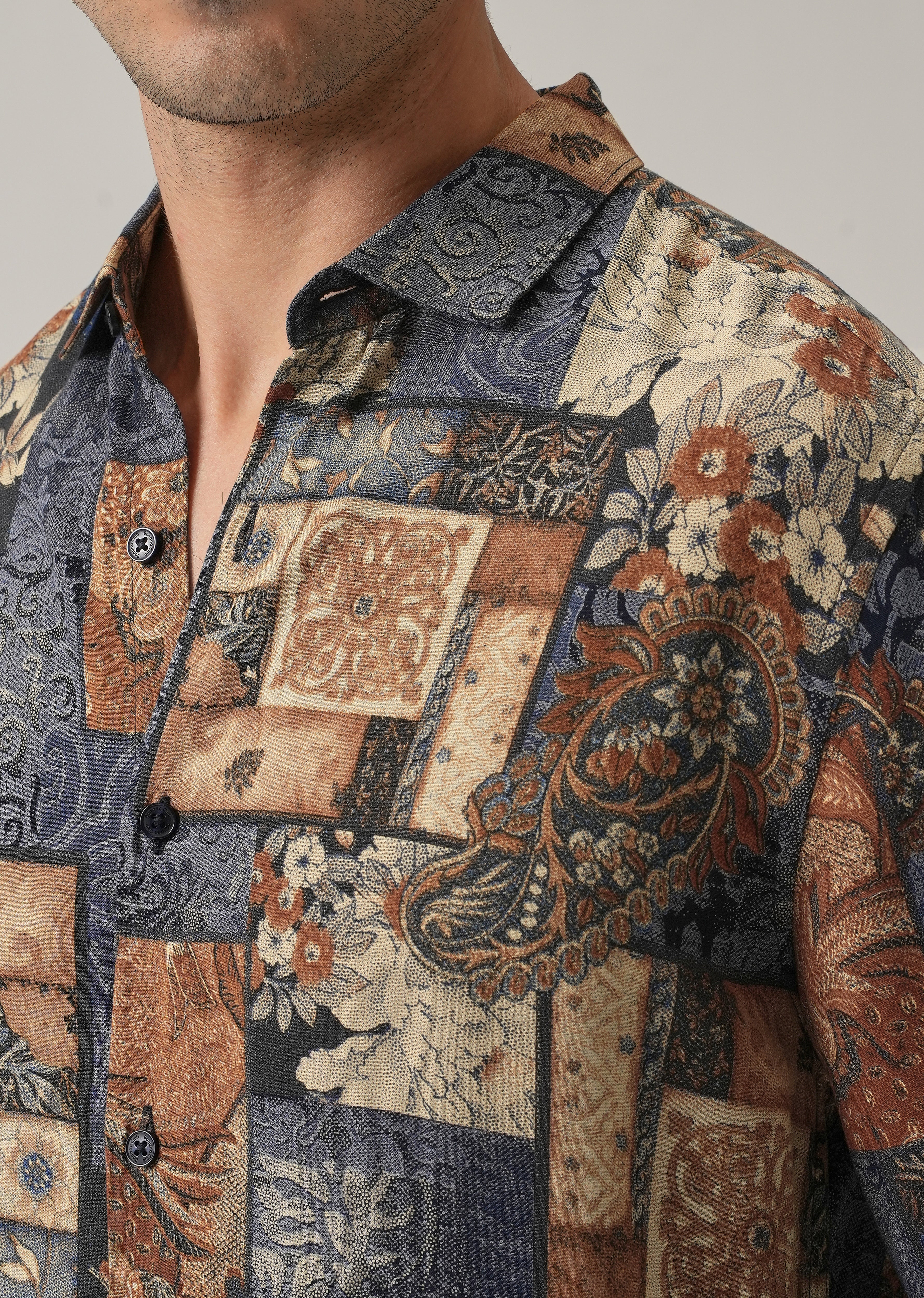 Blue Mosaic Print Feather Shirt - Image 5