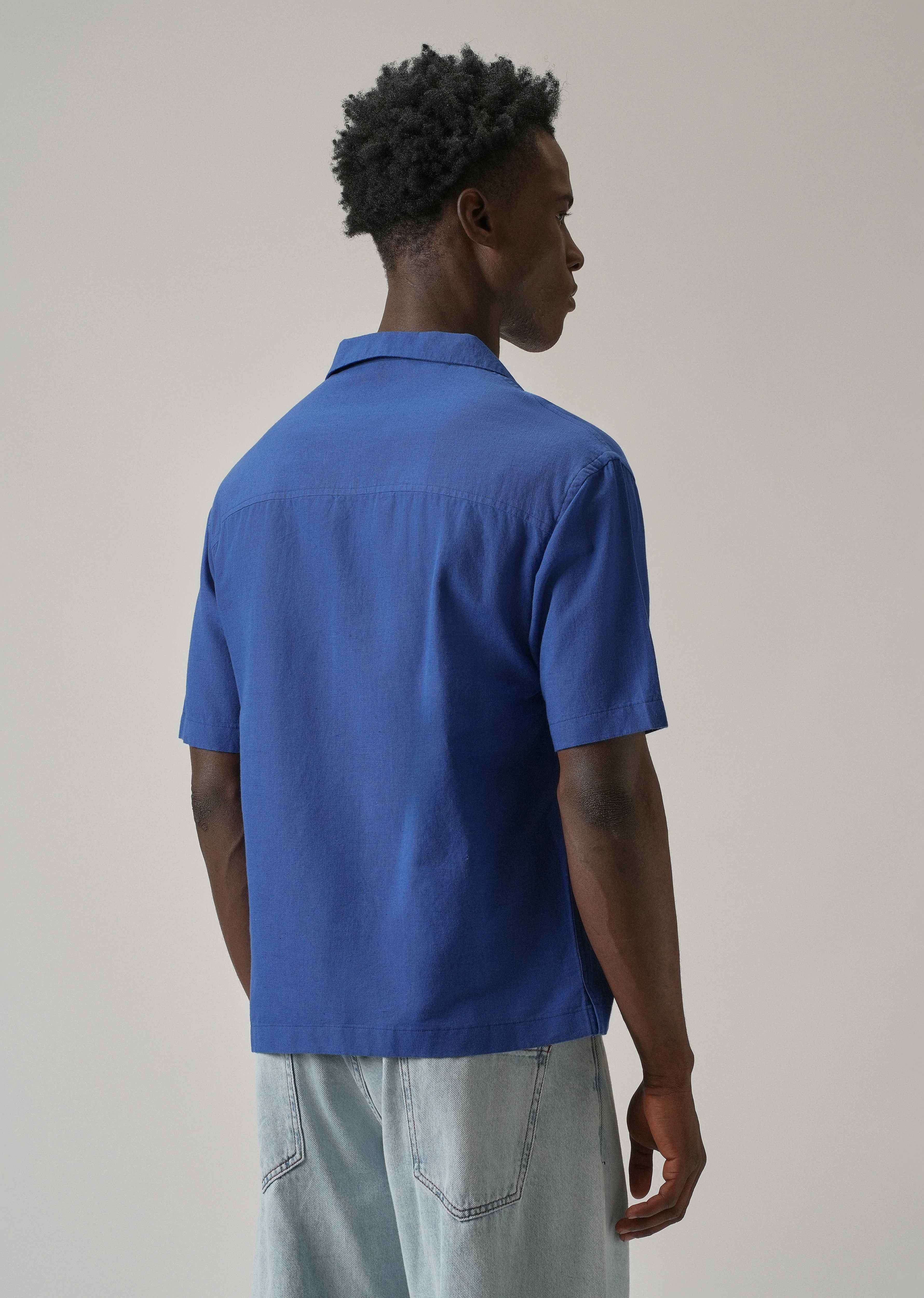 Blue Pattern Embroidery Linen Shirt - Image 3