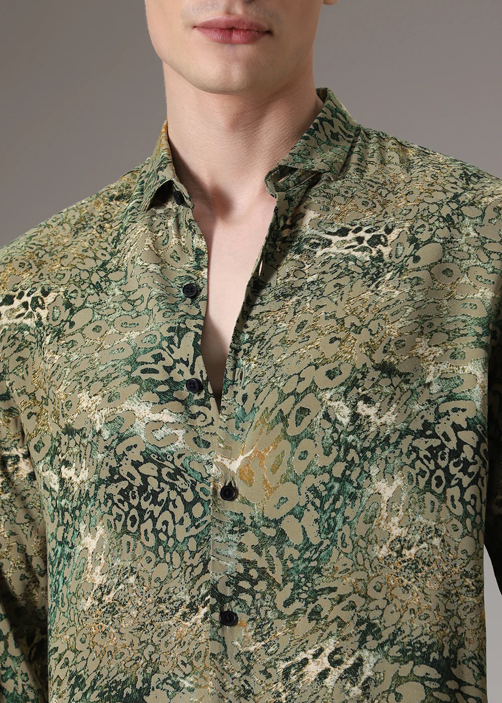 Boa Green Feather Shirt - Image 2