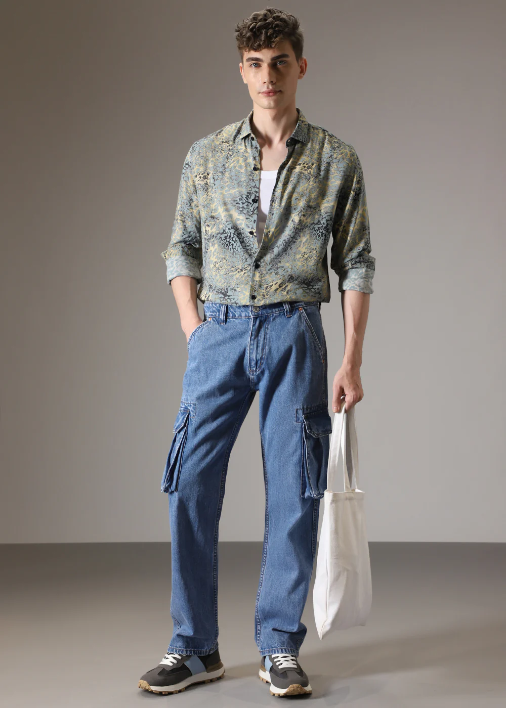 Boa Pastel Blue Feather Shirt - Image 9