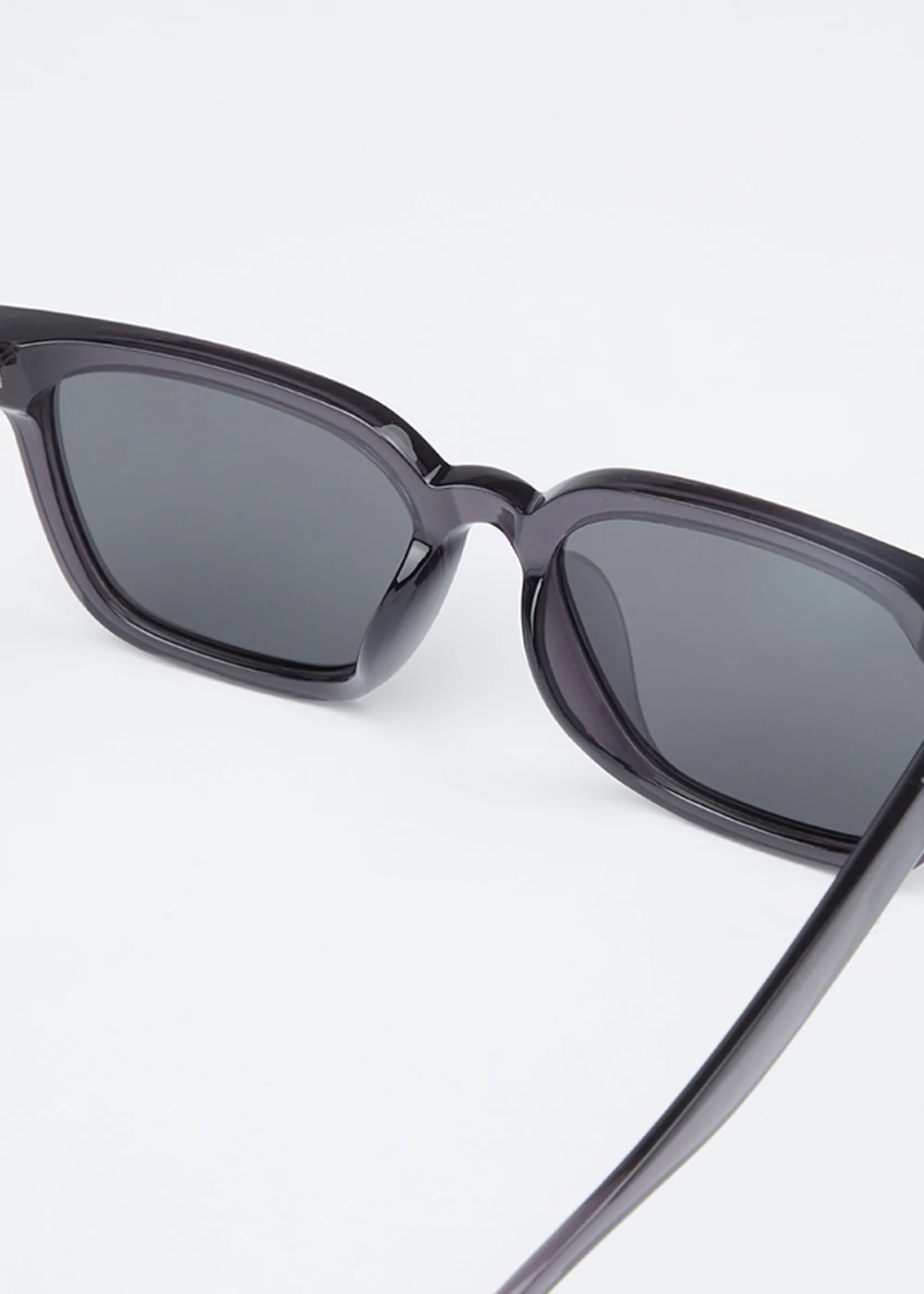 Bold Graphite Unisex Square Sunglasses - Image 3