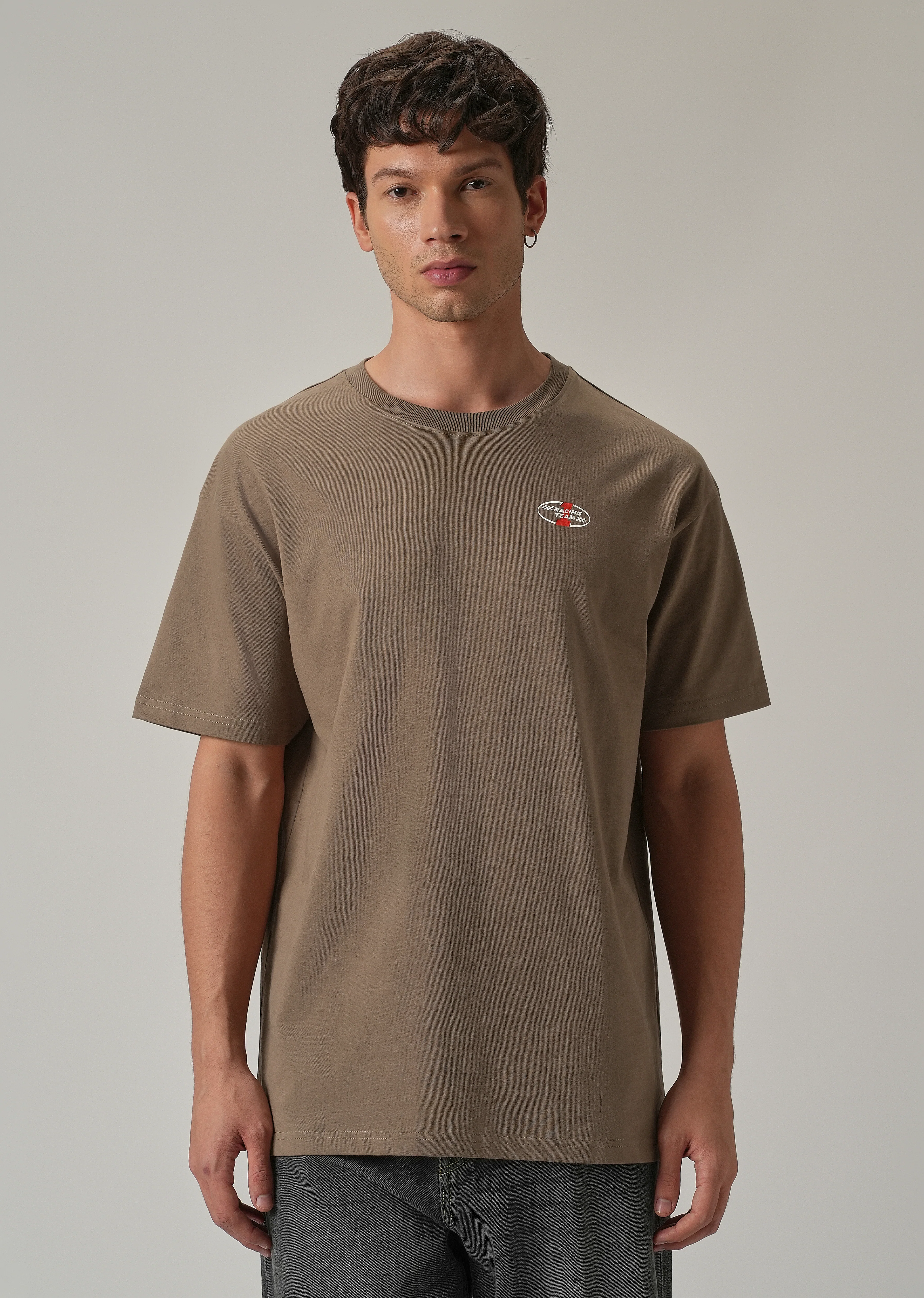 Brown Back Print Oversized T-shirt - Image 3