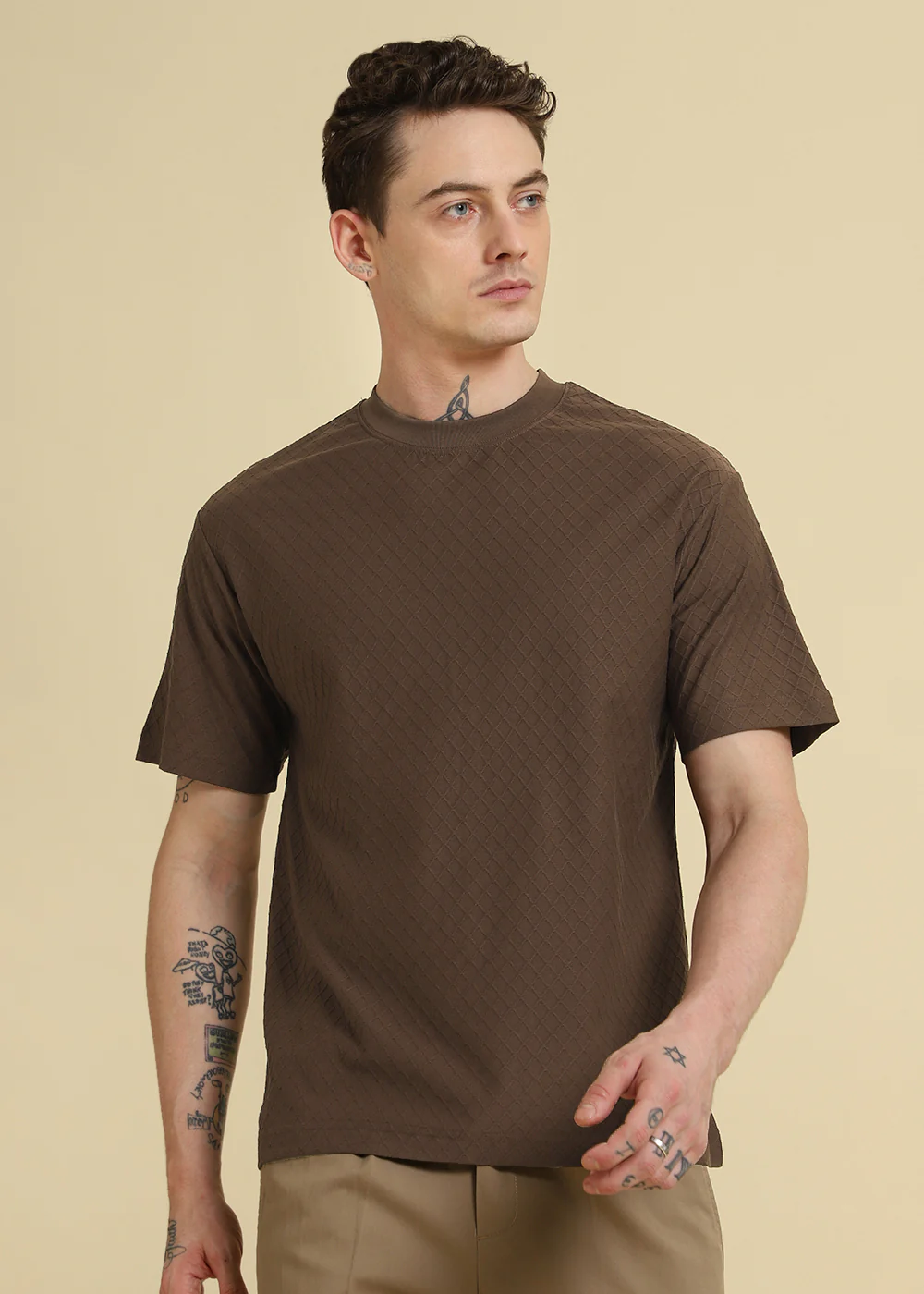 Brown Plain Textured Regular T-shirt - Image 3