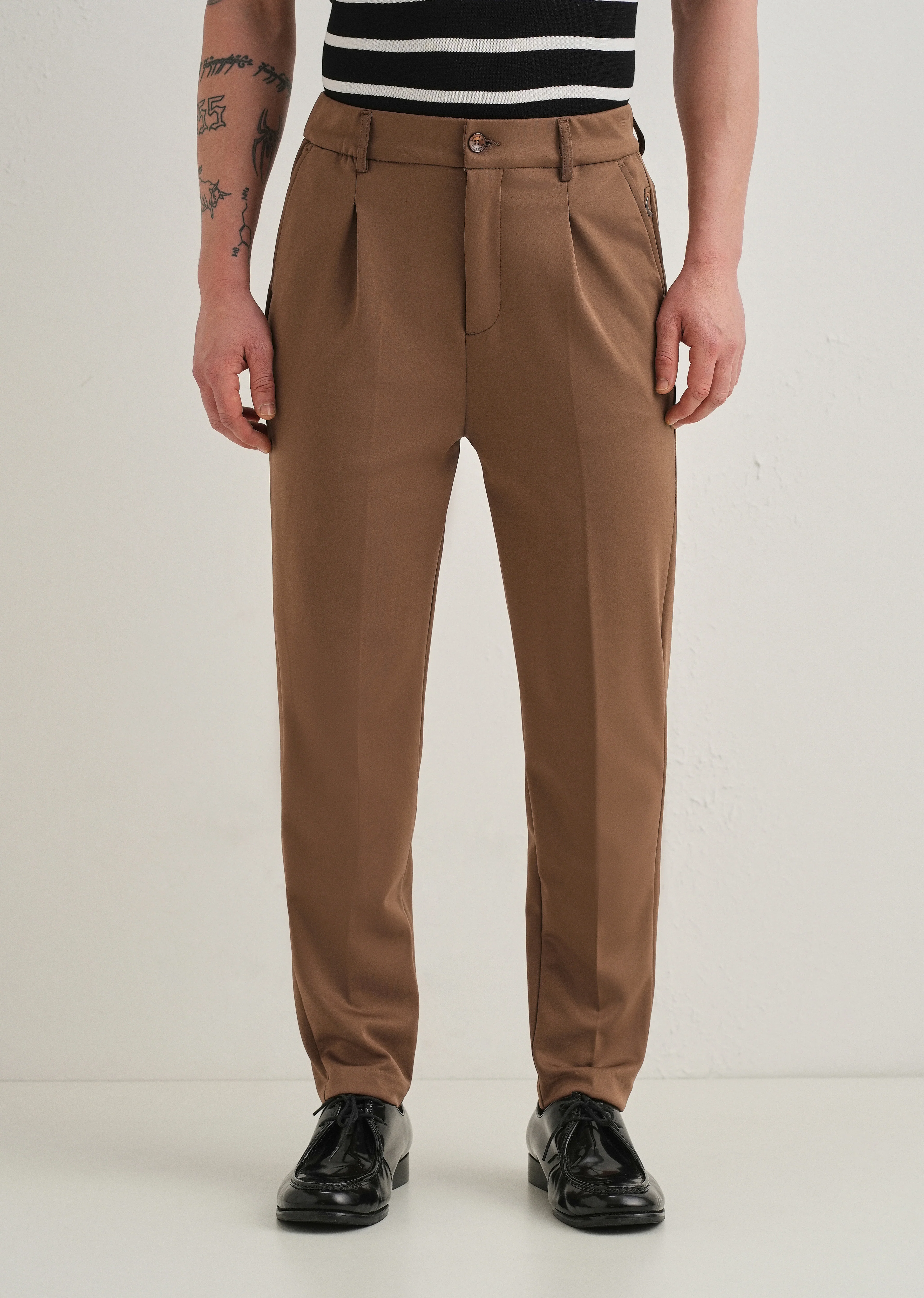 Brown Pleated Relaxed Fit Trousers - Image 4