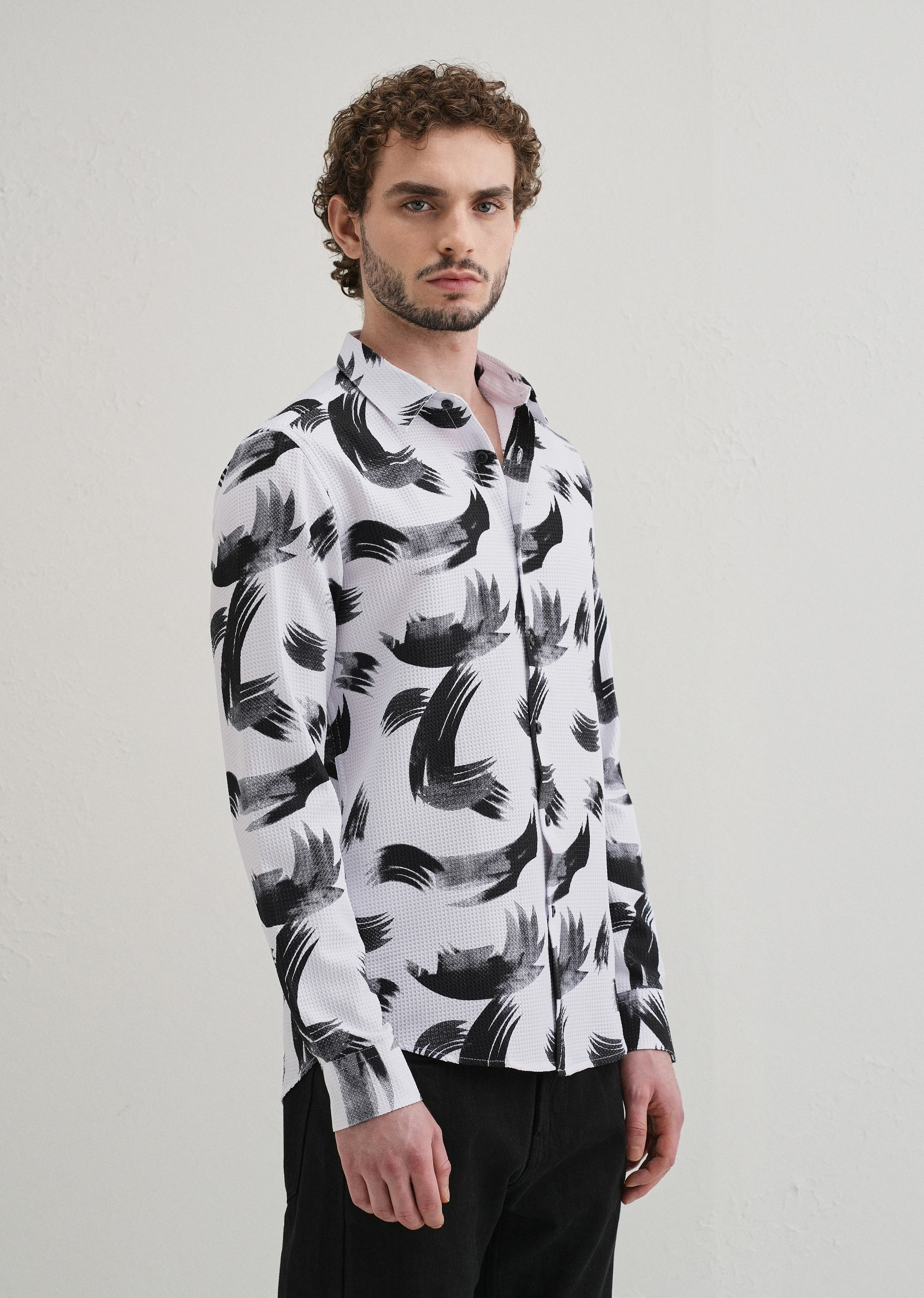 Brush Stroke Waffle Dobby White Shirt - Image 4