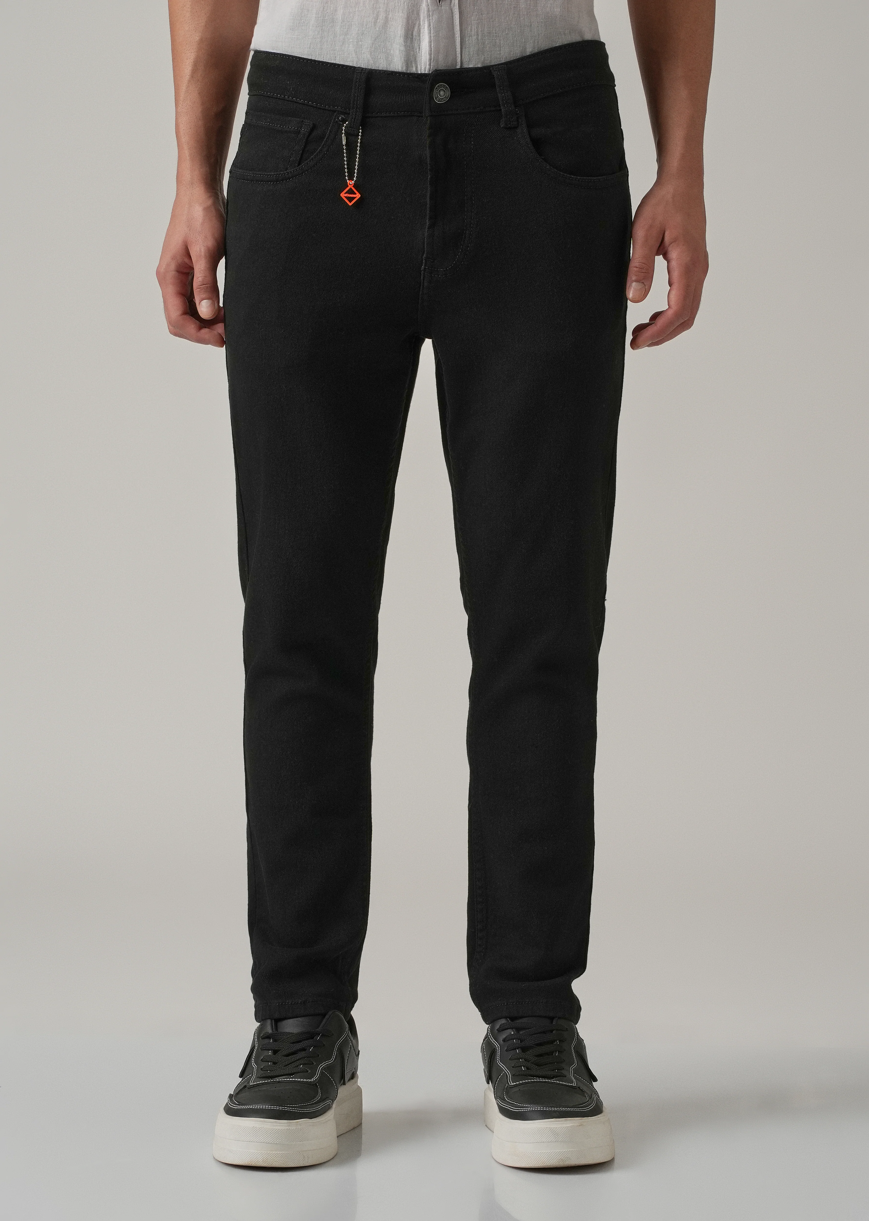 Carrot Fit Black Denim - Image 3