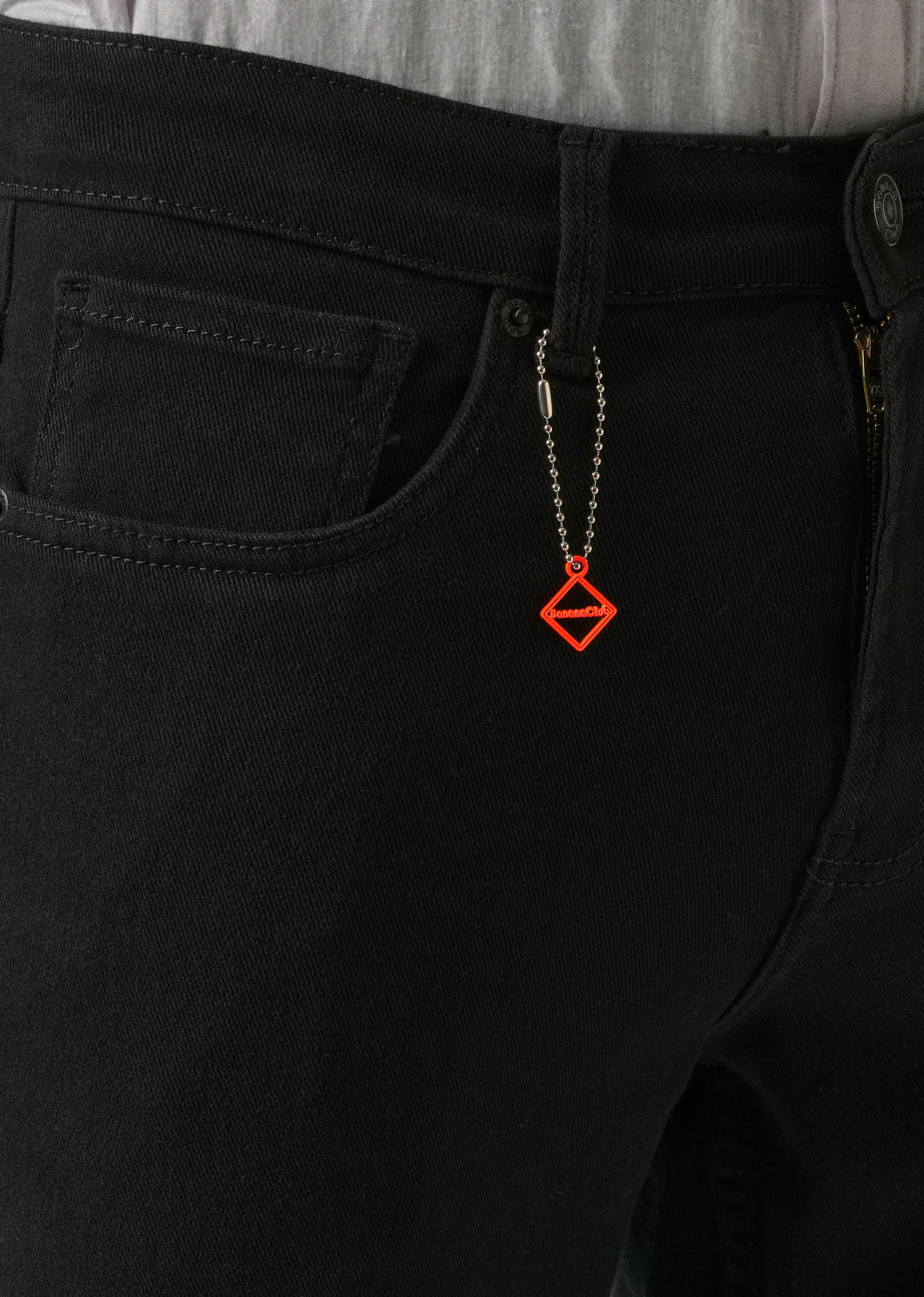 Carrot Fit Black Denim - Image 5