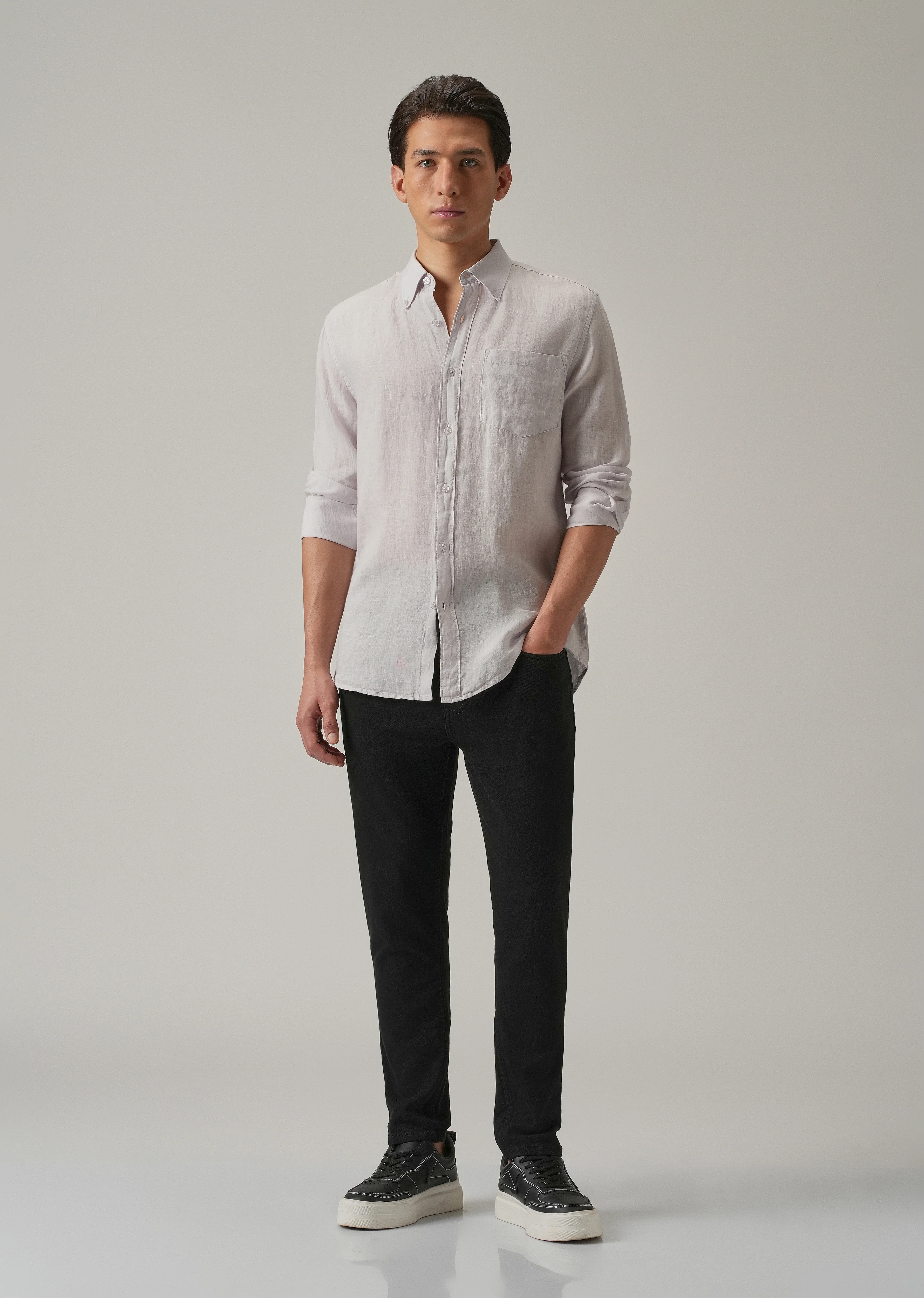 Carrot Fit Black Denim - Image 6
