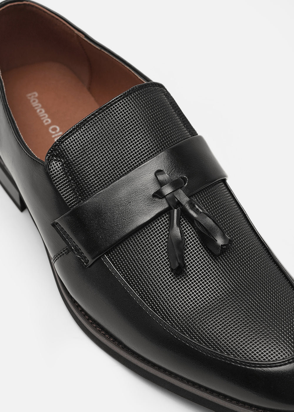 Classic Black Textured Tassel Loafers - Image 3