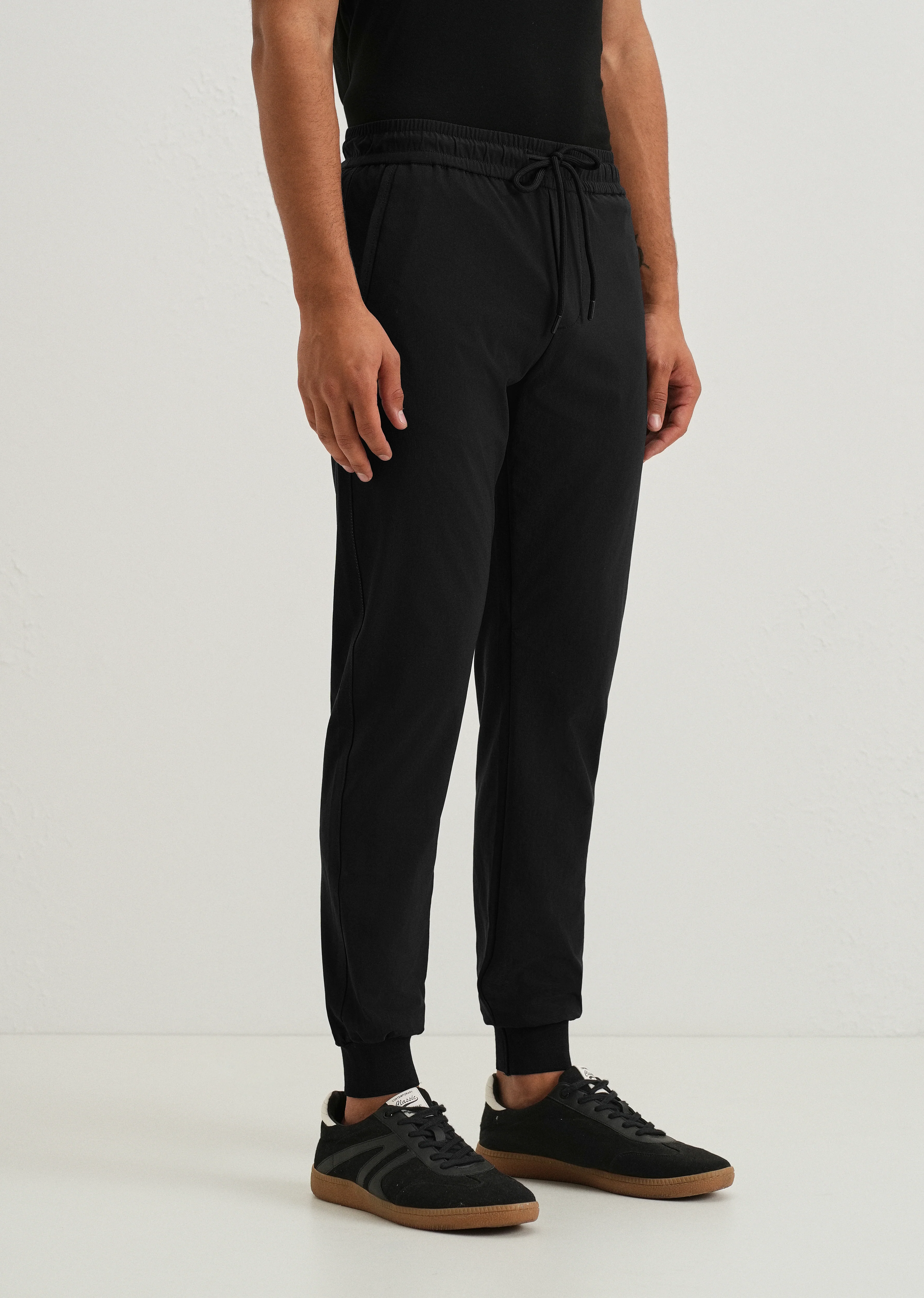 Coal Black Jogger - Image 4