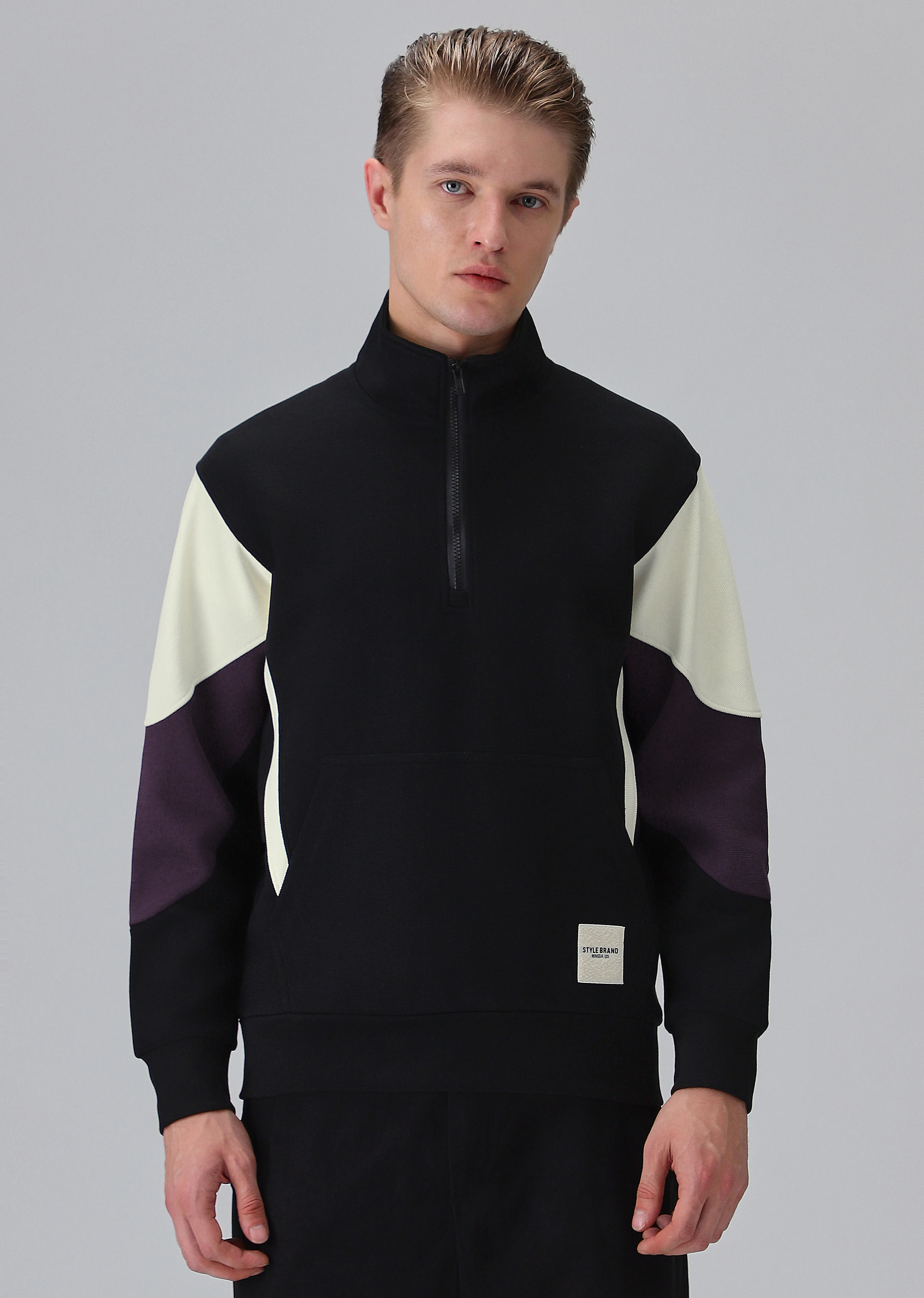Colour Block Zip Black Sweatshirt - Image 3