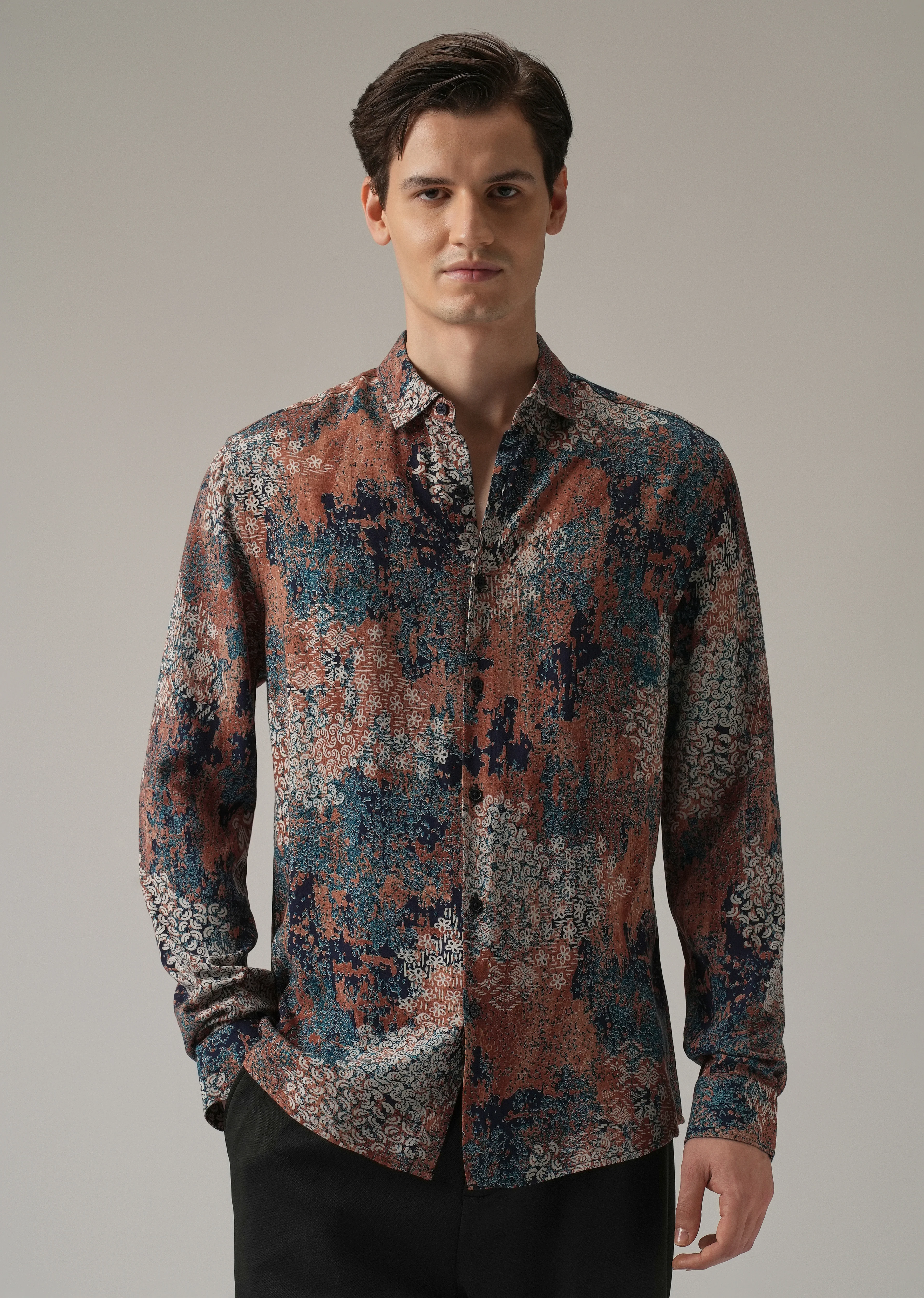 Coral Camo Print Feather Shirt - Image 3