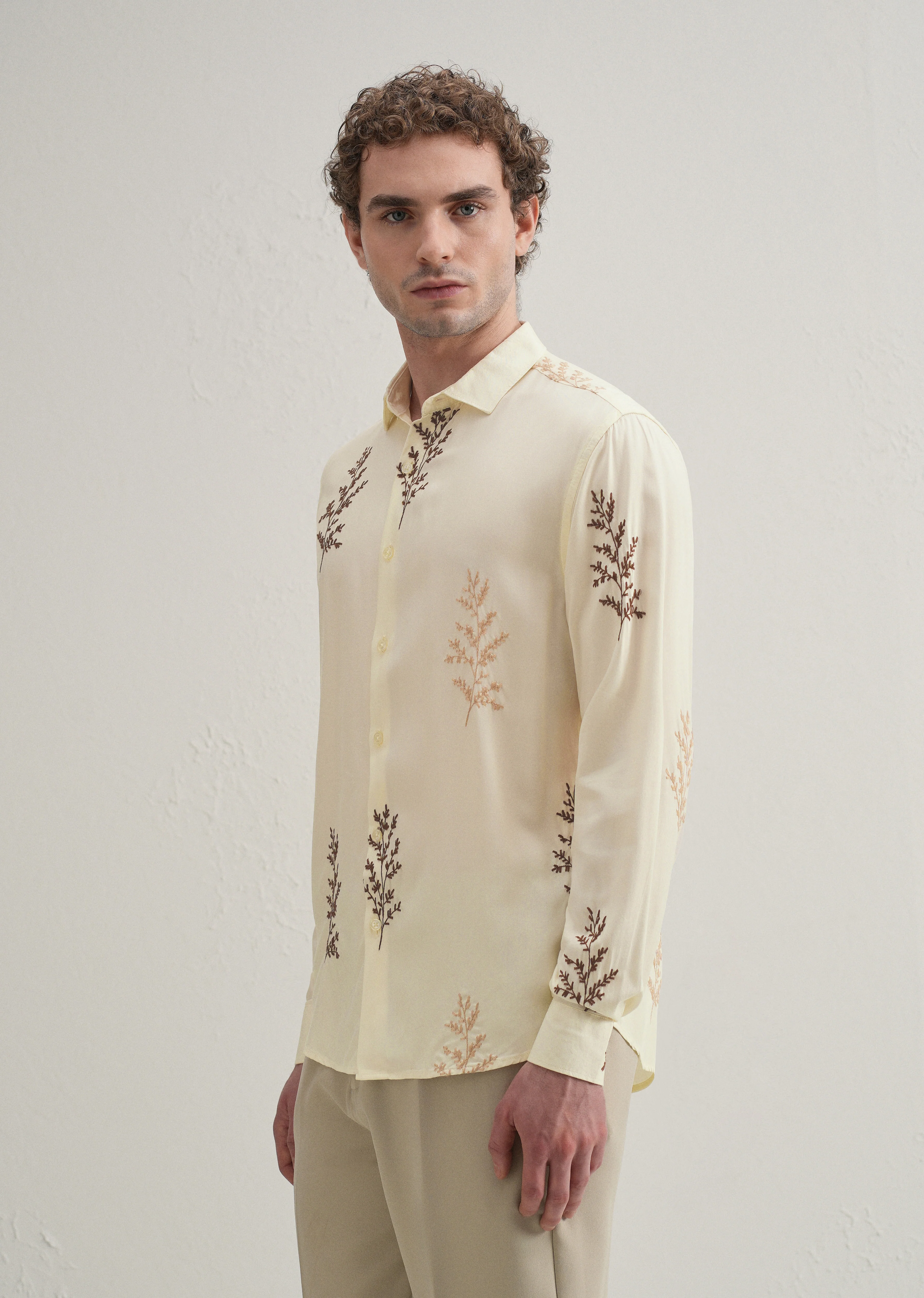 Cream Botanical Embroidery Shirt - Image 5