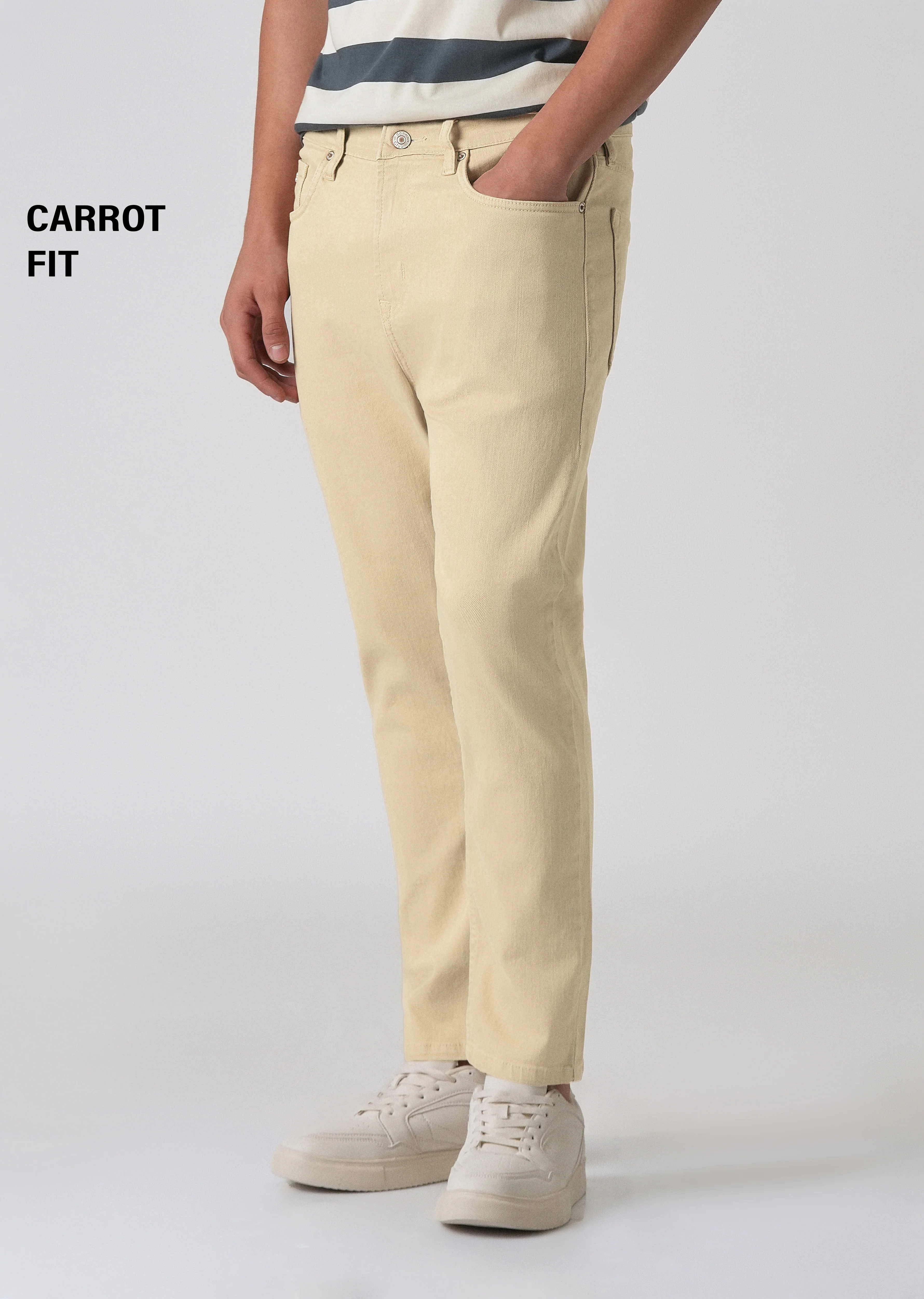Cream Carrot Fit Denim - Image 7