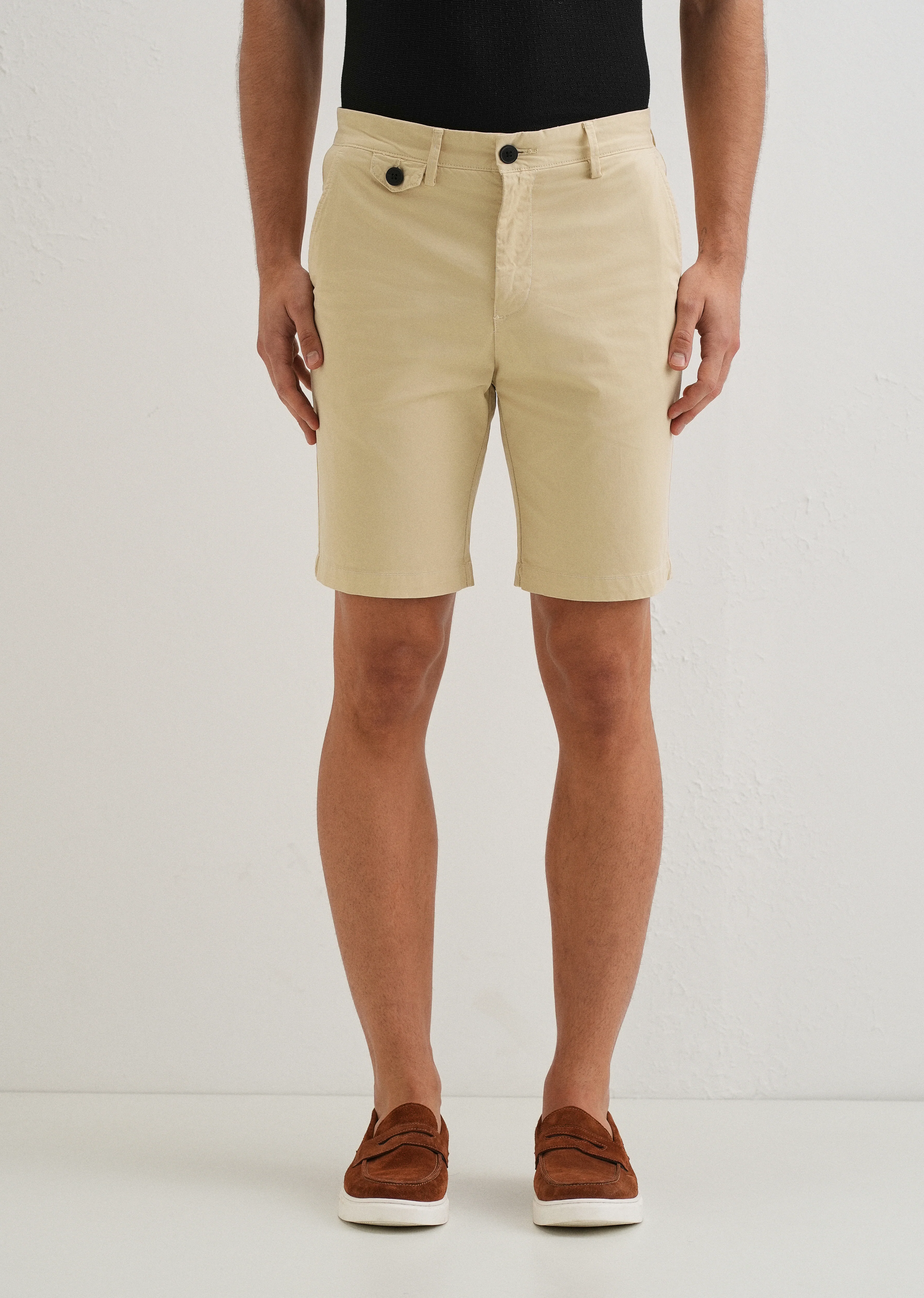 Cream Cotton Shorts - Image 3