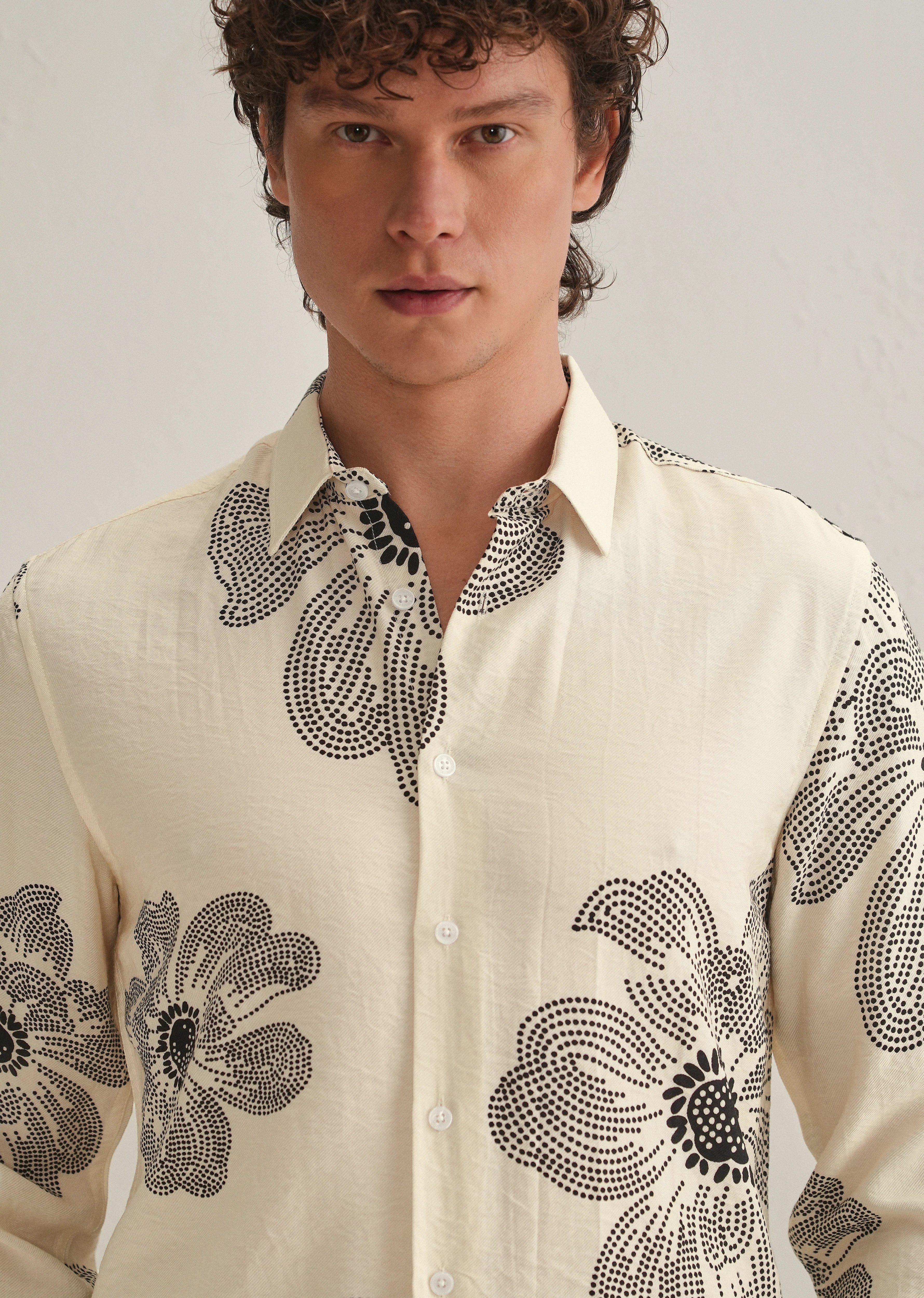 Cream Floral Dot Printed Shirt - Image 2