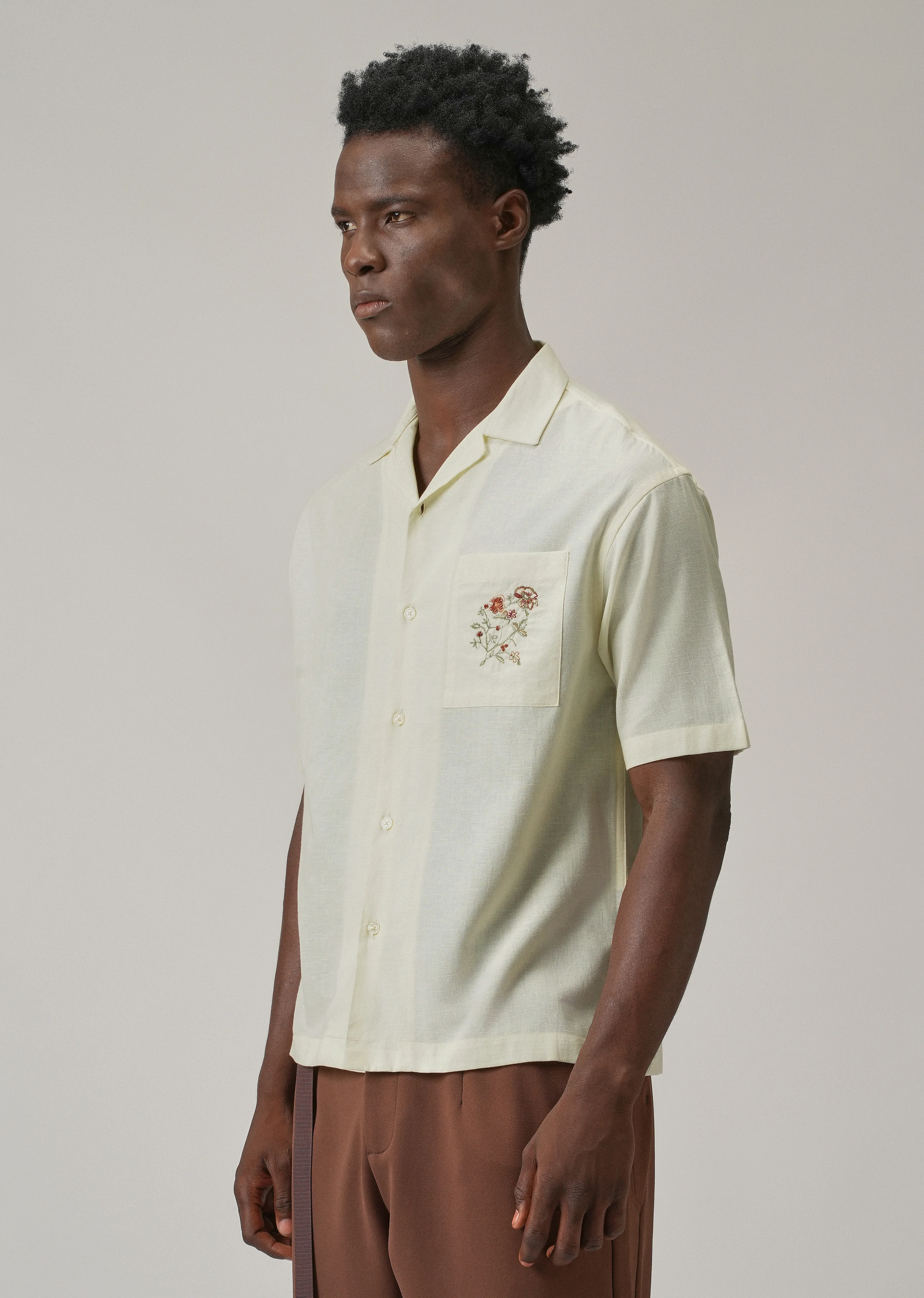 Cream Floral Embroidery Linen Shirt - Image 5