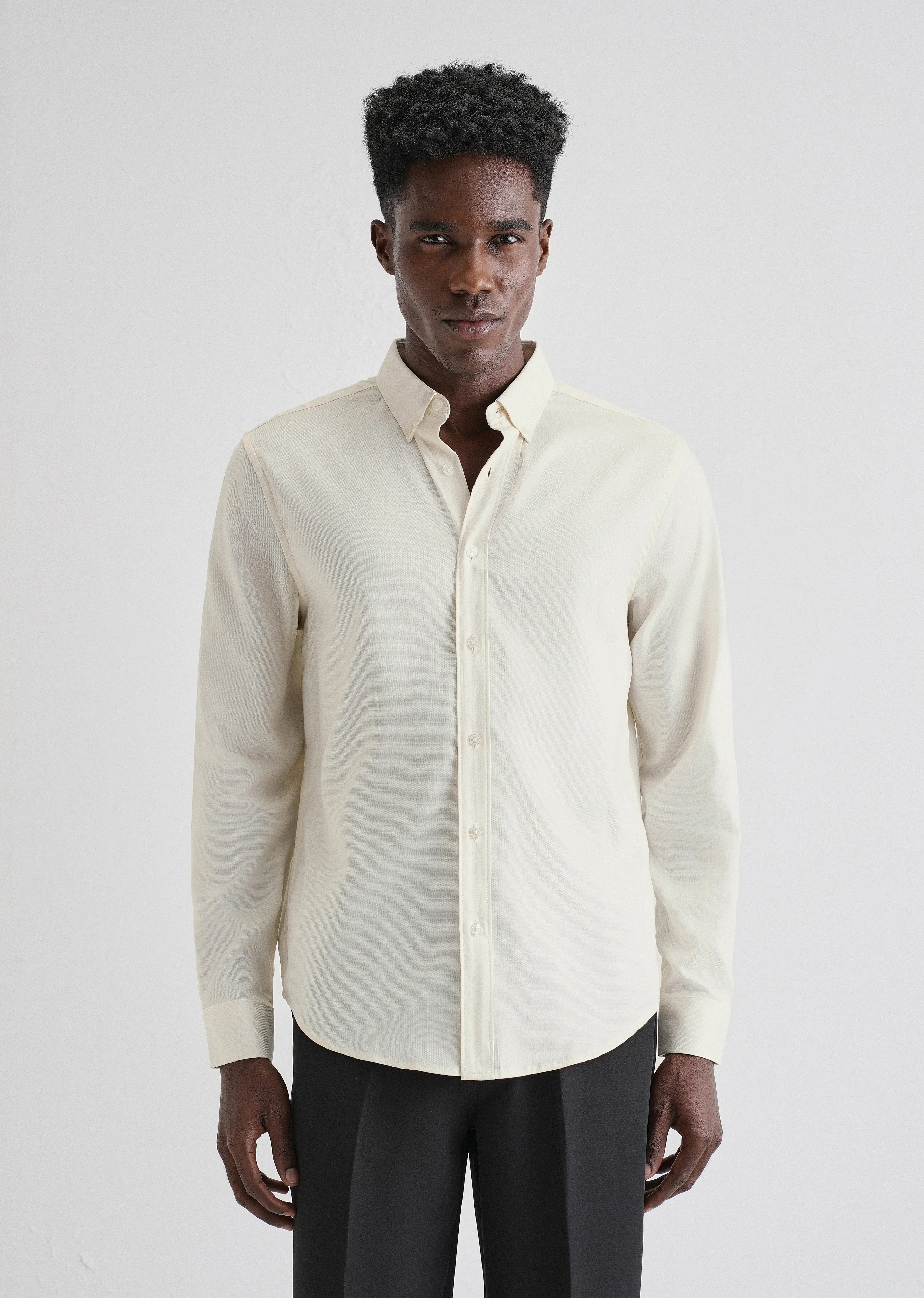 Cream Plain Blended Cotton Regular Fit Shirt - Image 3
