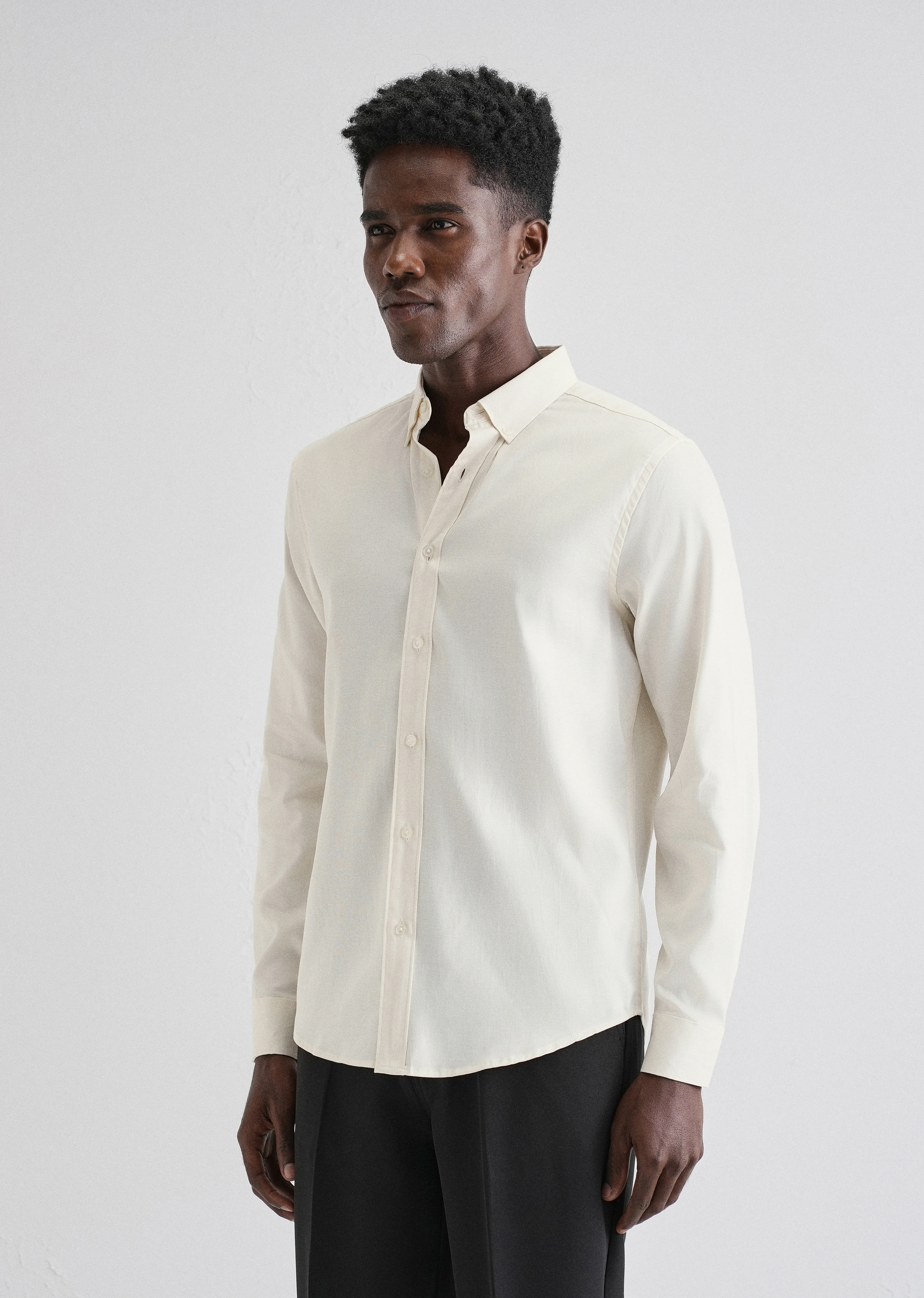 Cream Plain Blended Cotton Regular Fit Shirt - Image 4