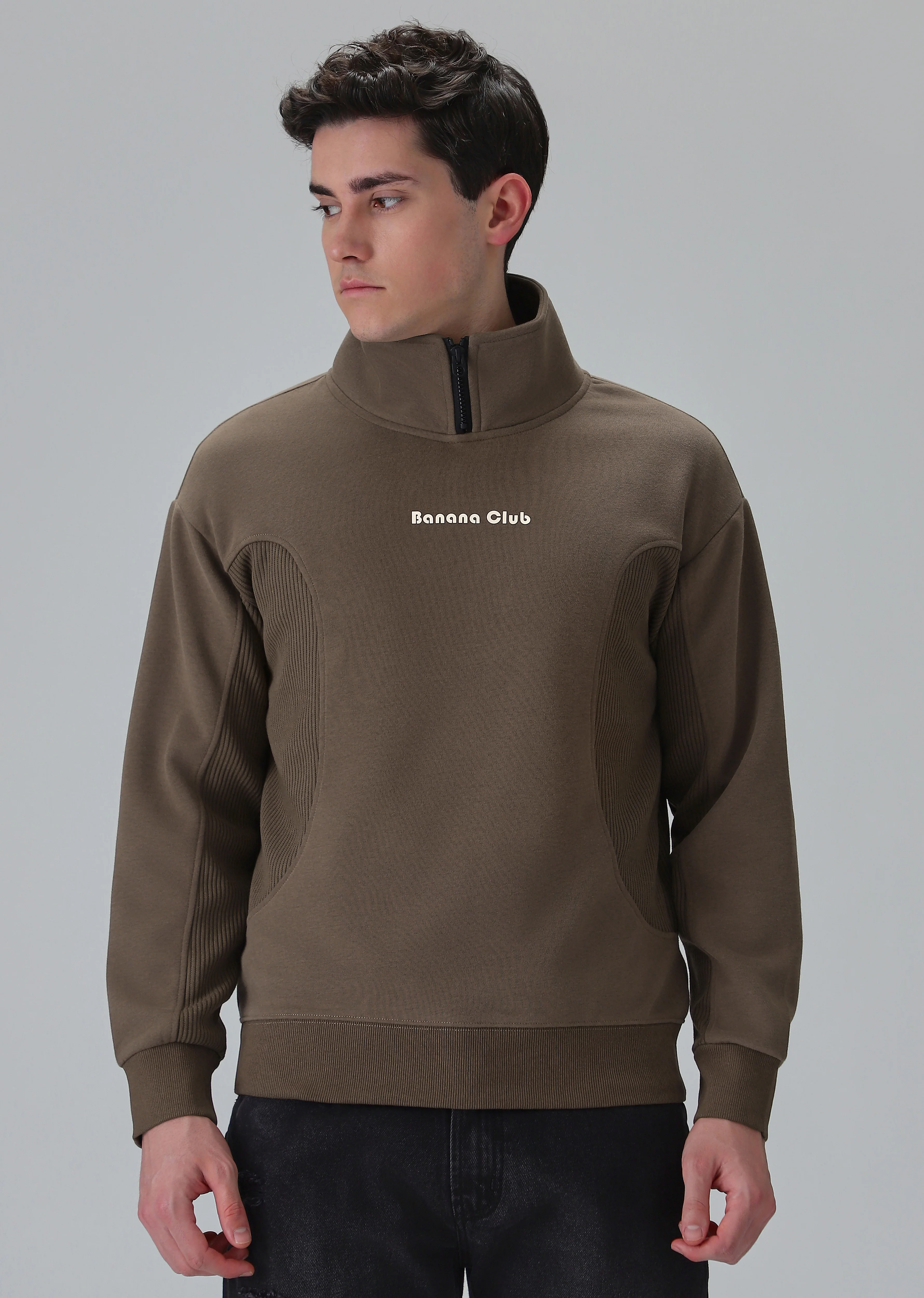 Cut and Sew Brown Zipper Sweatshirt - Image 3