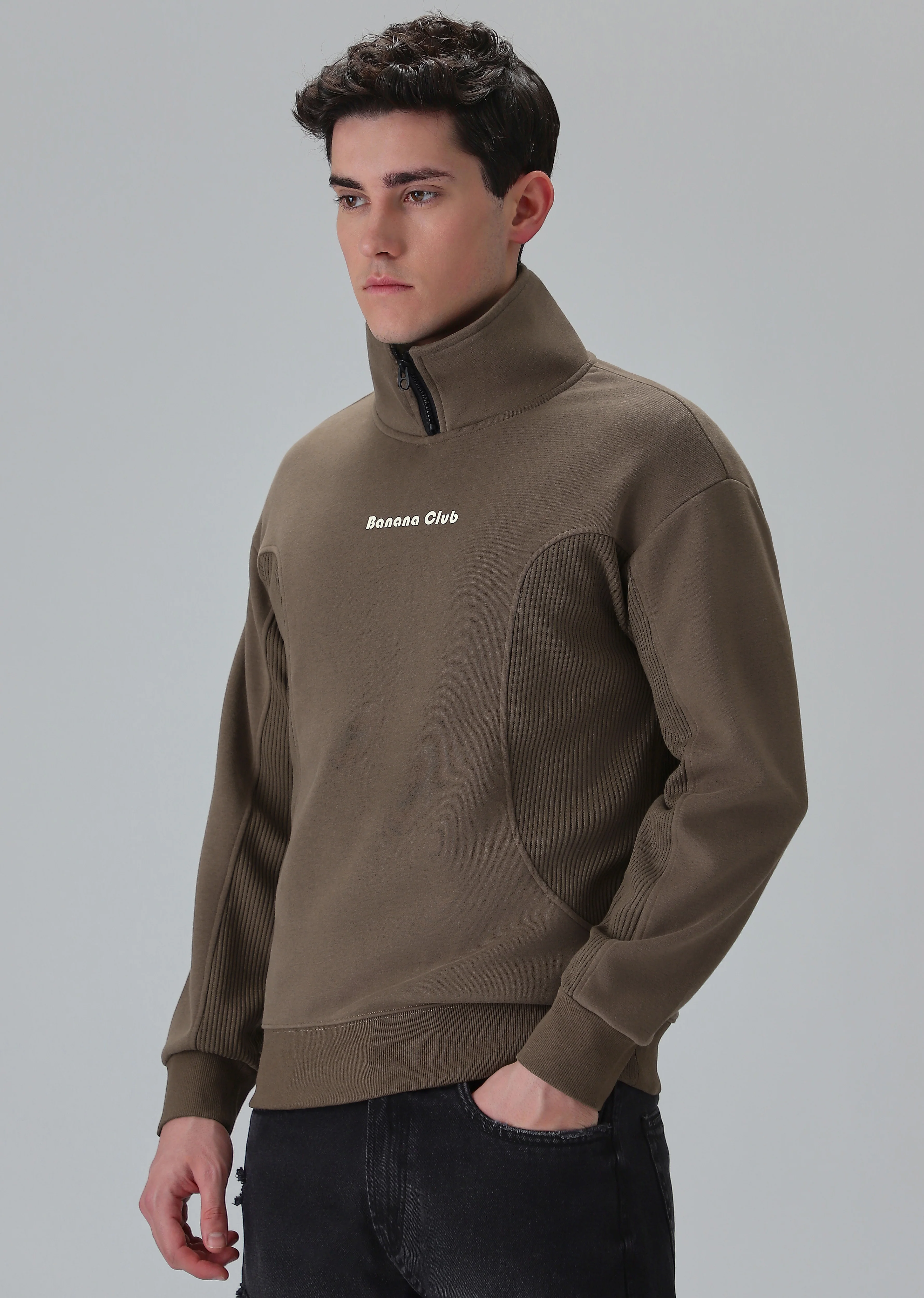 Cut and Sew Brown Zipper Sweatshirt - Image 4