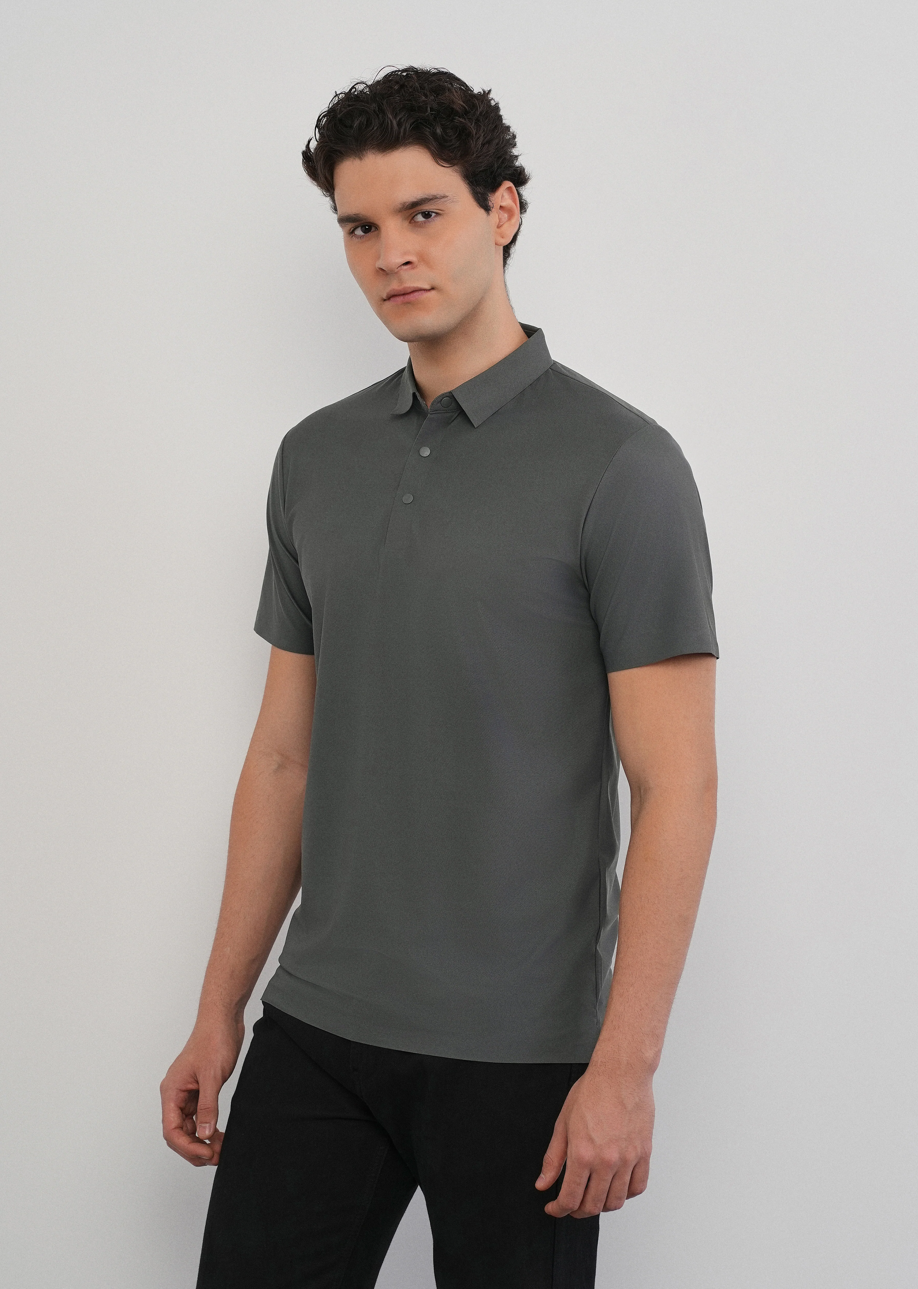 Dark Grey Stitchless Polo Collar T-Shirt - Image 4