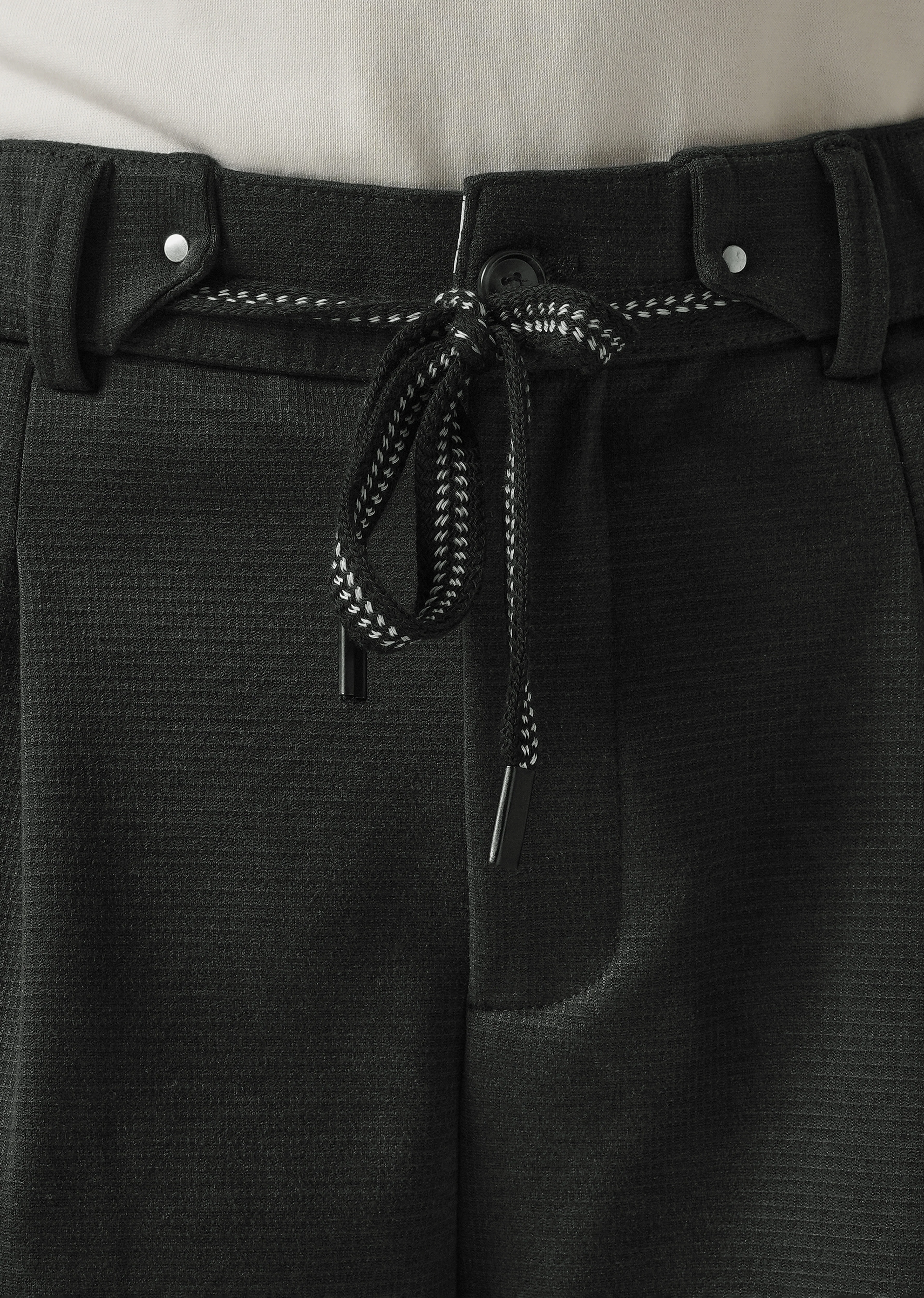 Dark Grey Textured Pleated Drawstring Pant - Image 5