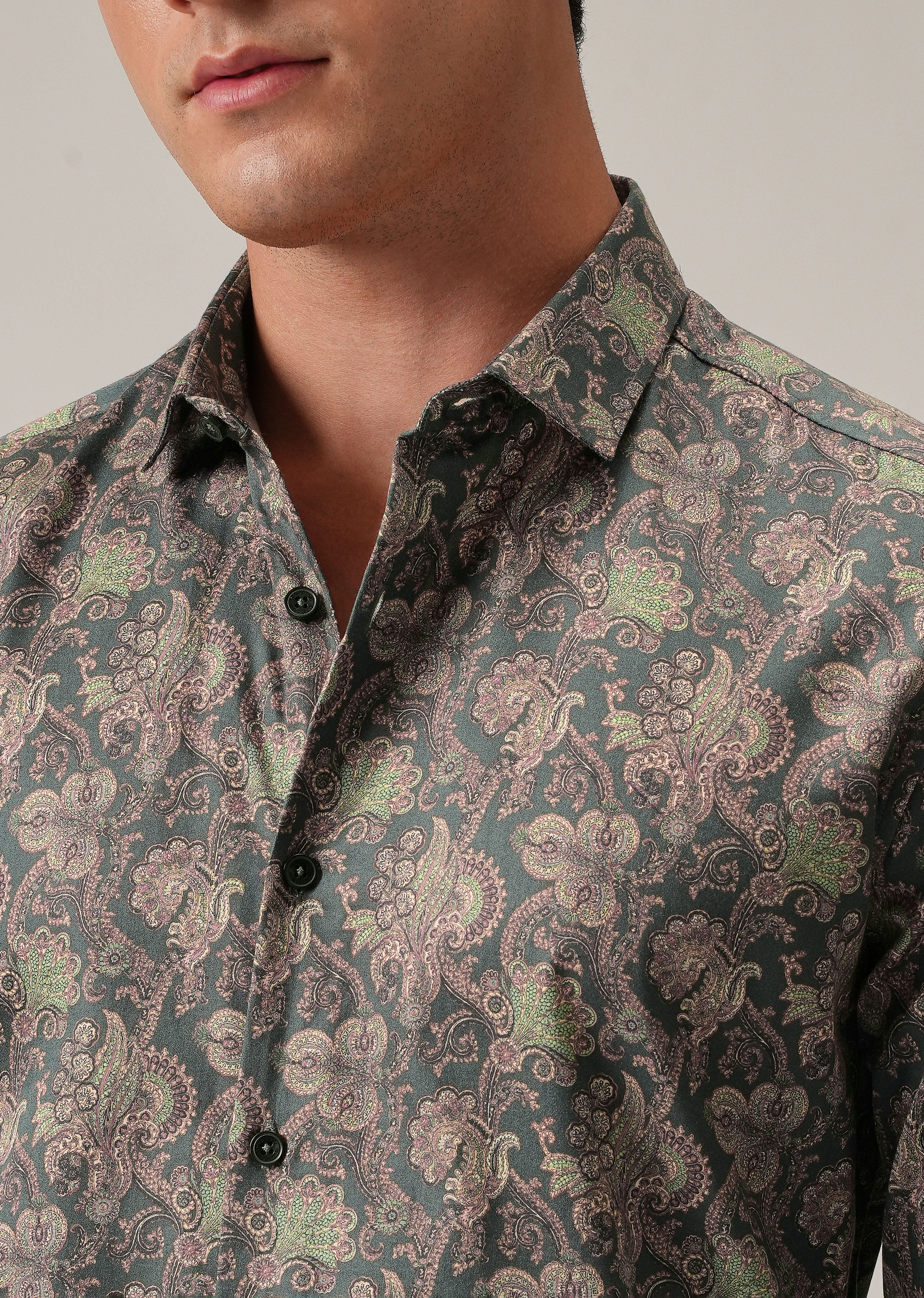 Detailed Motif Print Shirt - Image 5