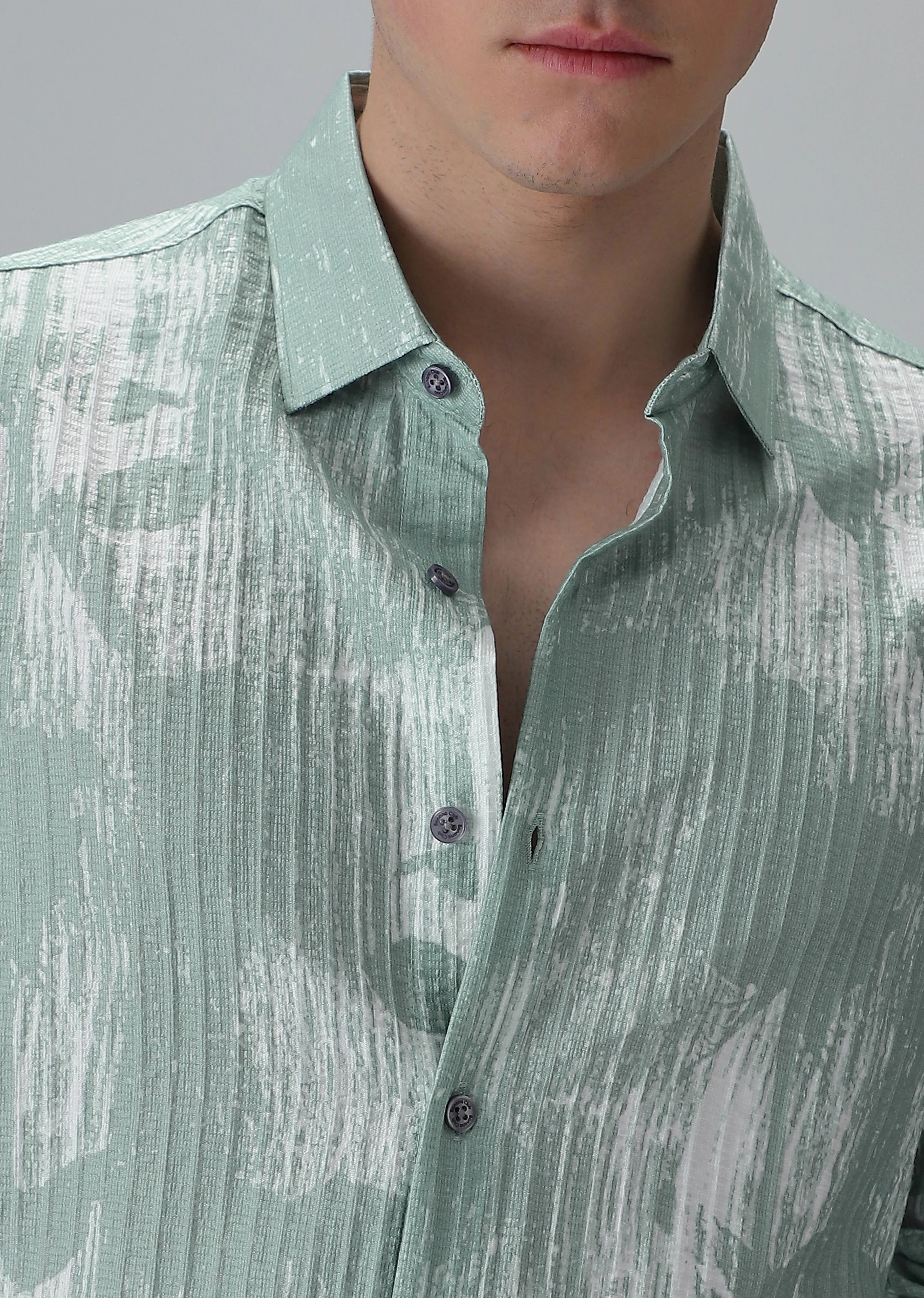 Dual Tone  Green Printed Shirt - Image 5