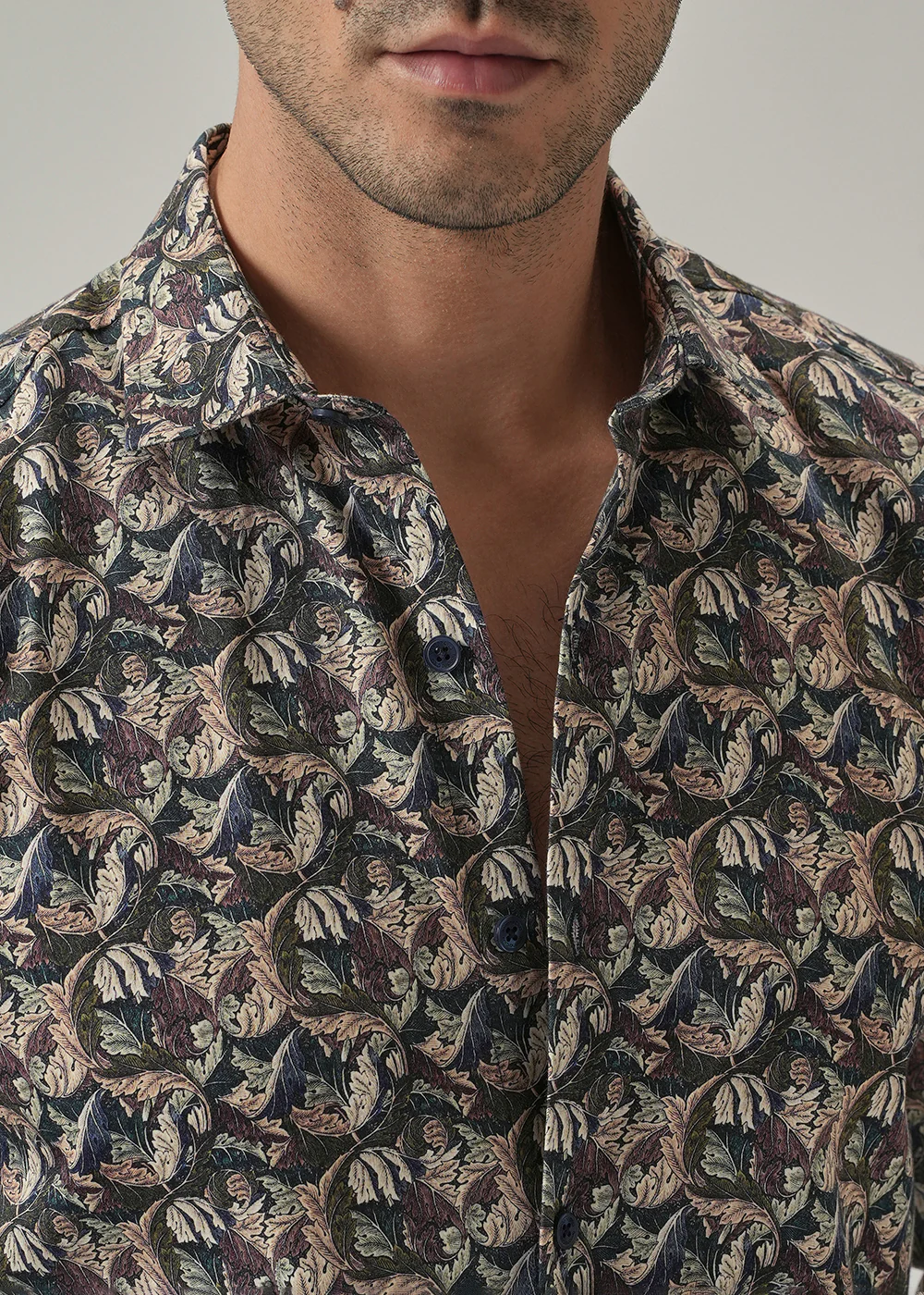 Earthy Leaf Print Shirt - Image 5