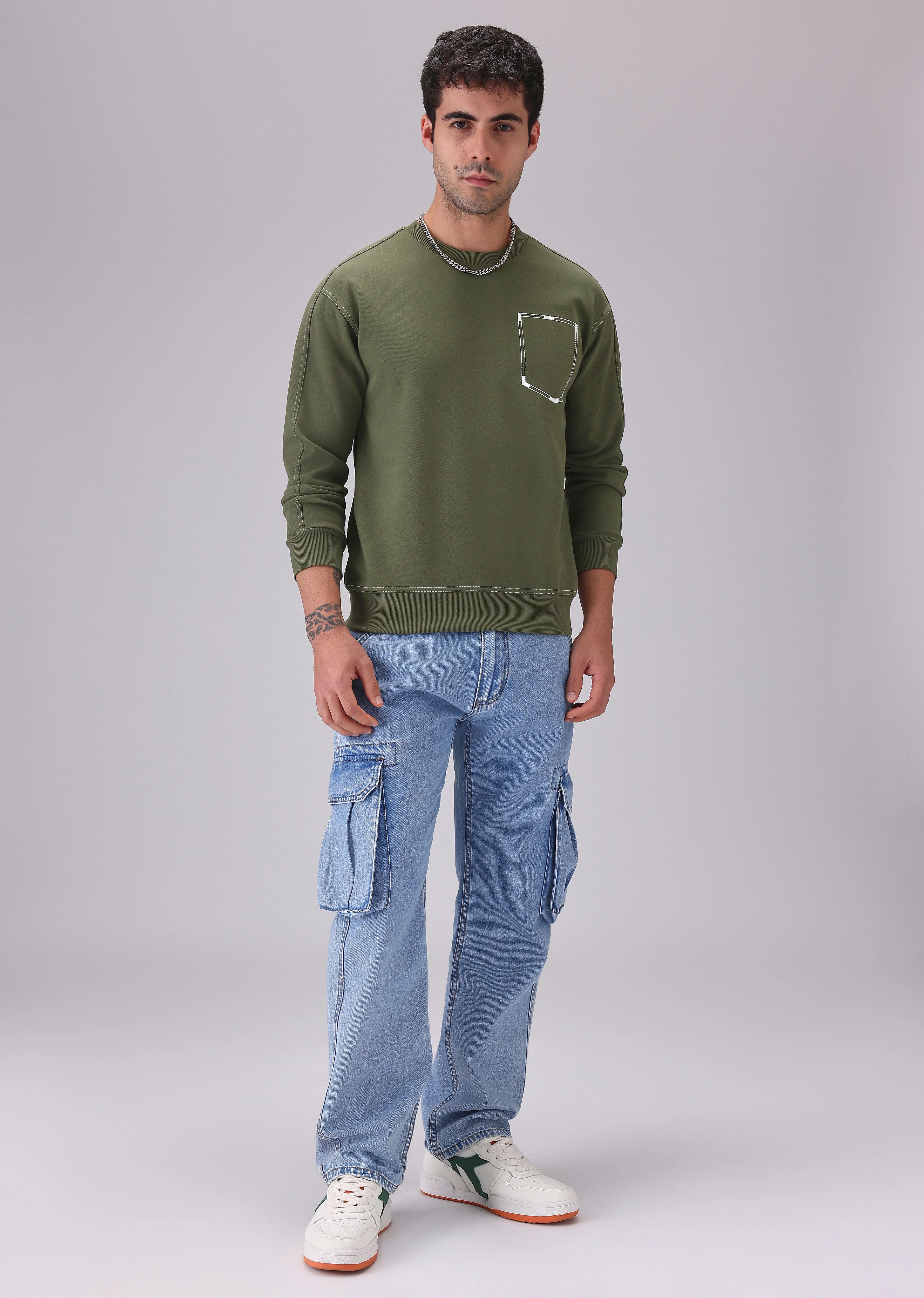 Embro Pocket Green Sweatshirt - Image 6