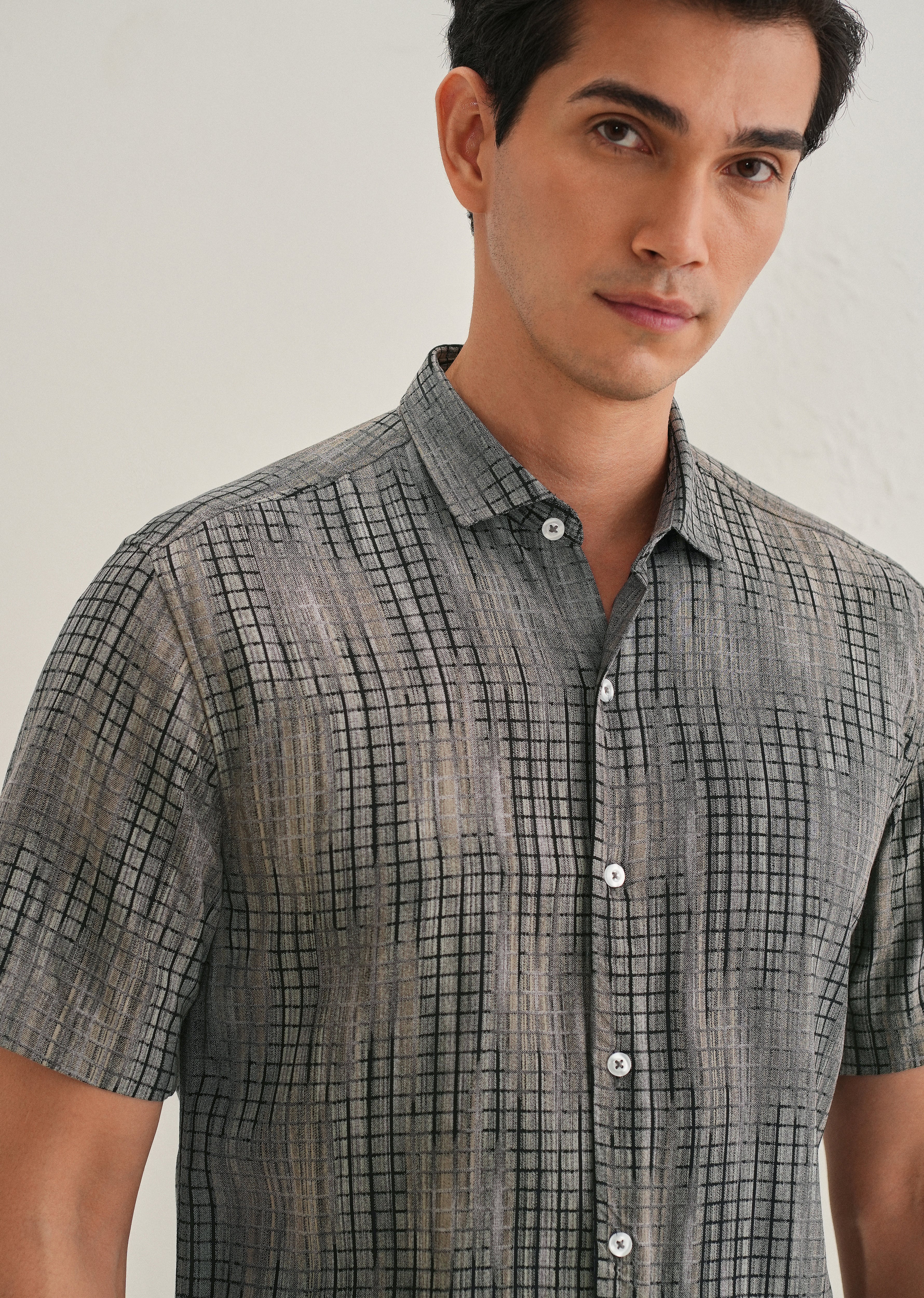 Faded Grey Stripe Print Shirt - Image 2