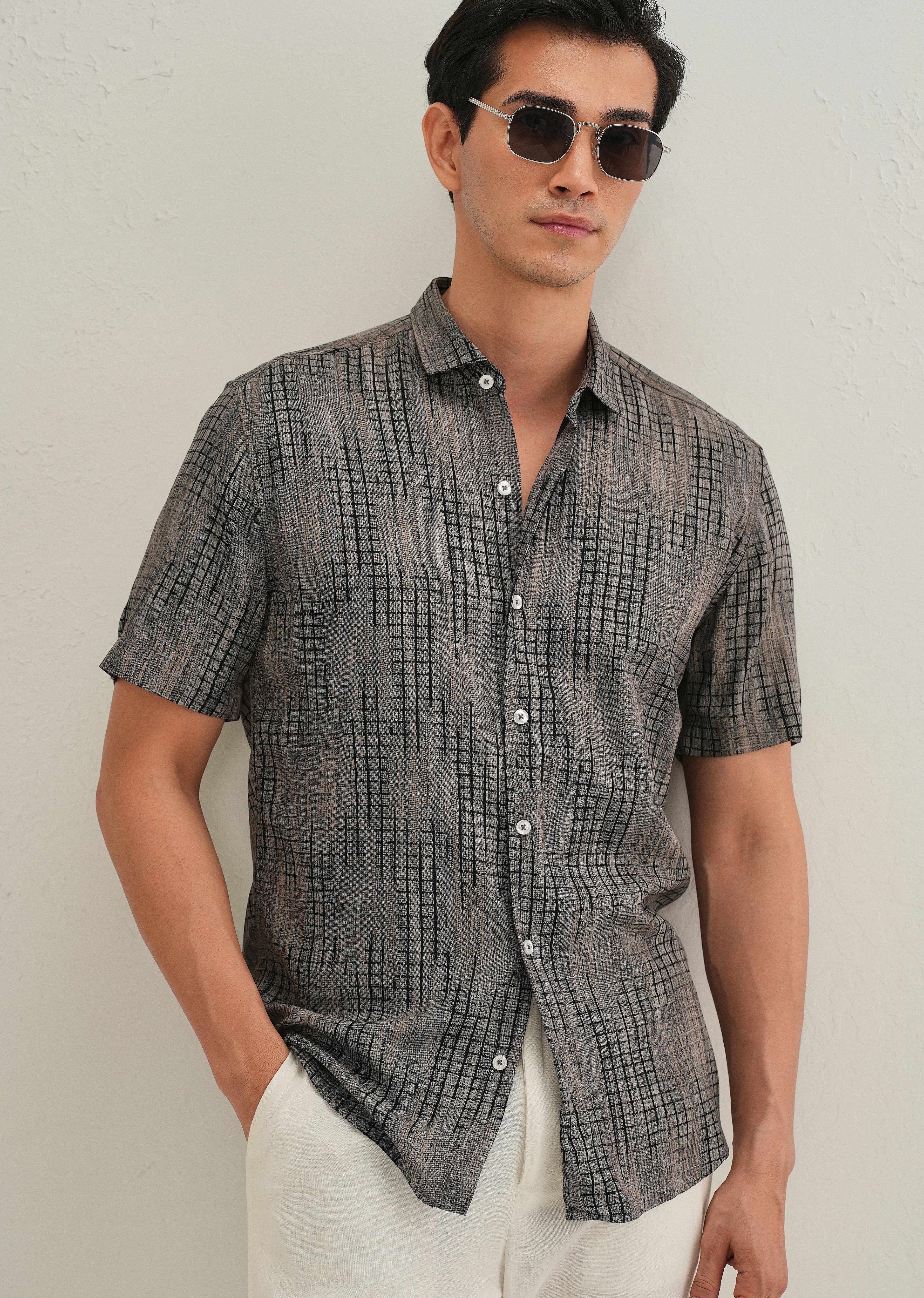 Faded Grey Stripe Print Shirt - Image 7