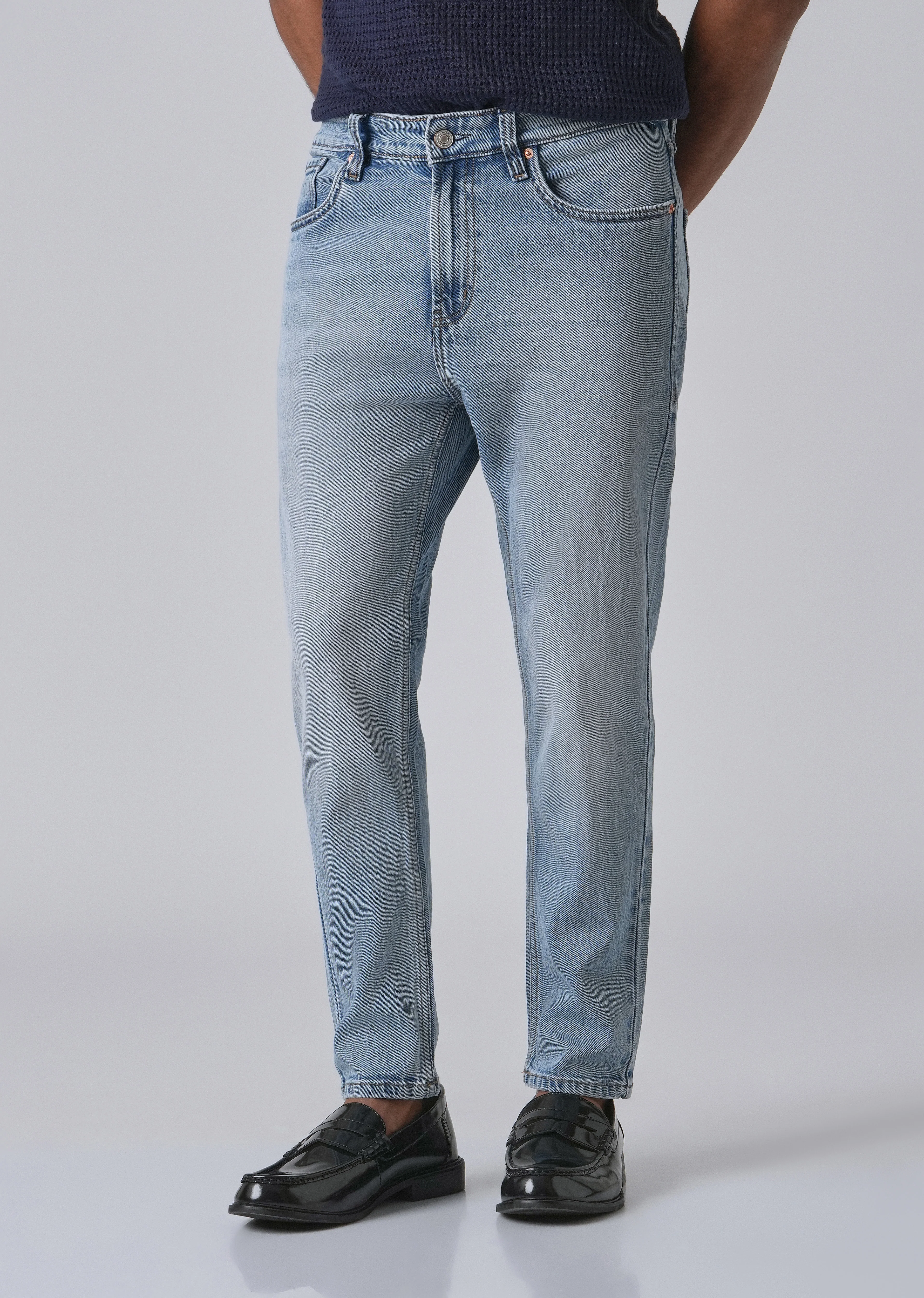 Faded Light Blue Carrot Fit Denim - Image 7