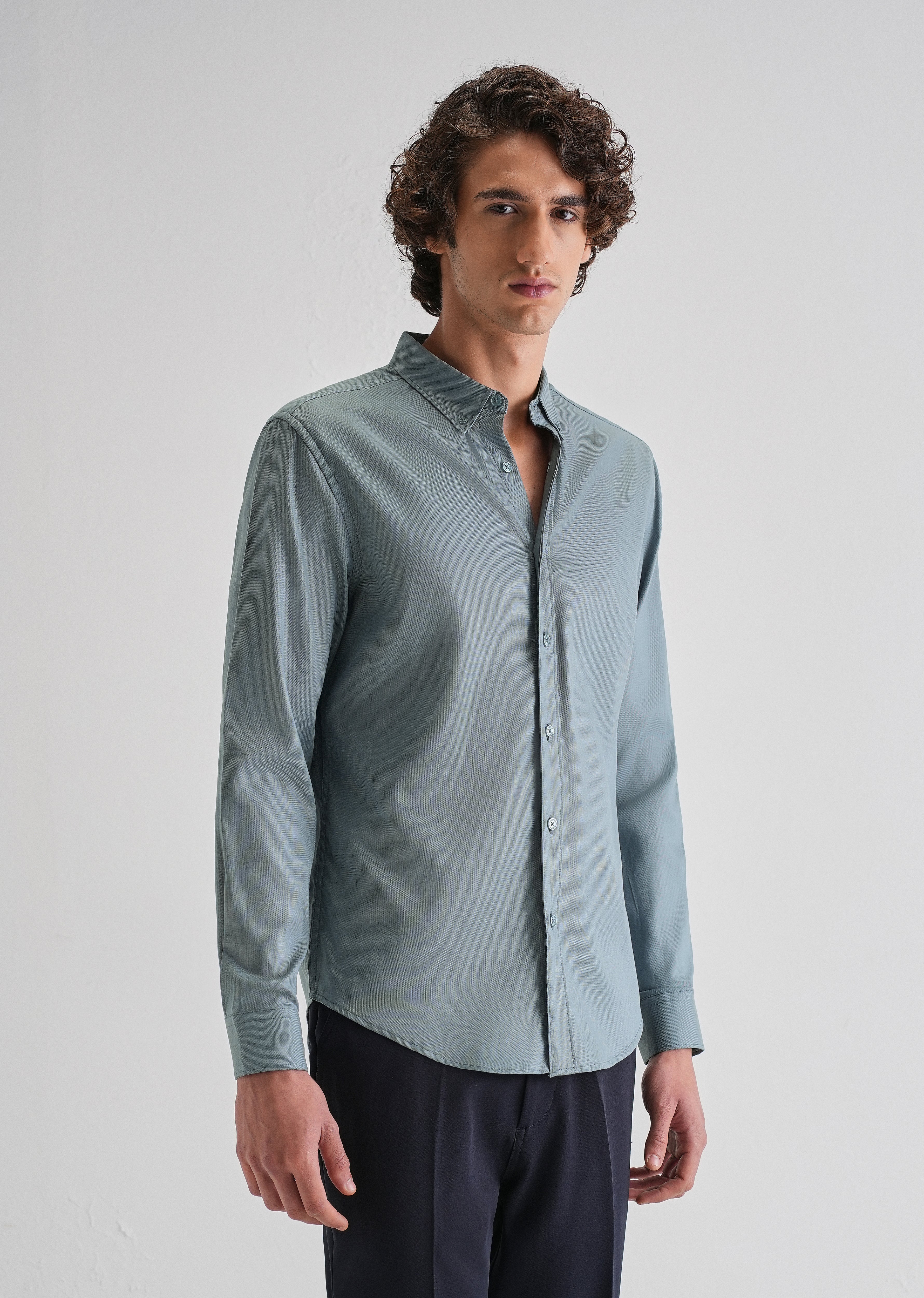 Fairview Blue Plain Blended Cotton Regular Fit Shirt - Image 4