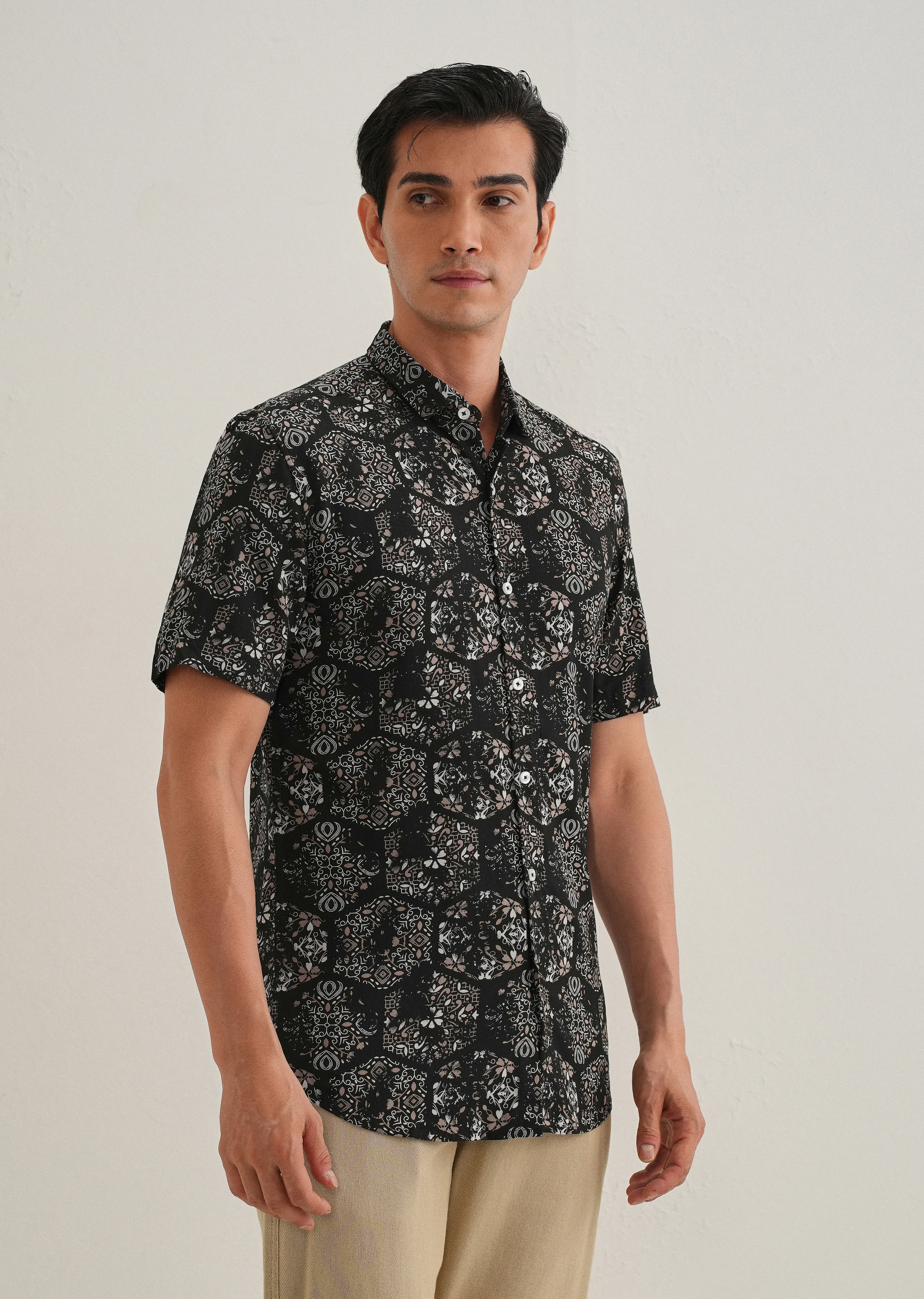Flora Geo Black Print Shirt - Image 5