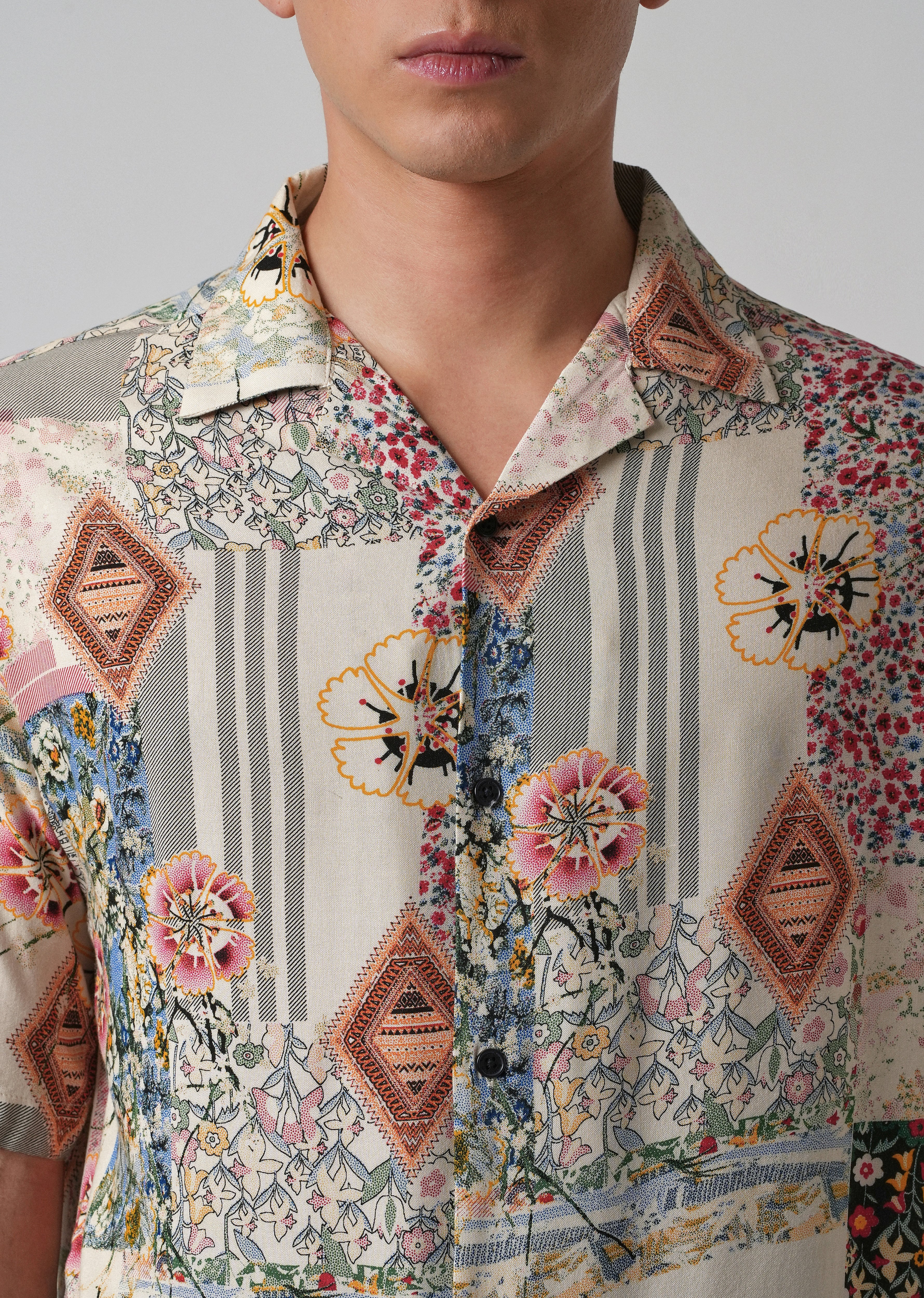Floral Geometric Oversized Feather Shirt - Image 5