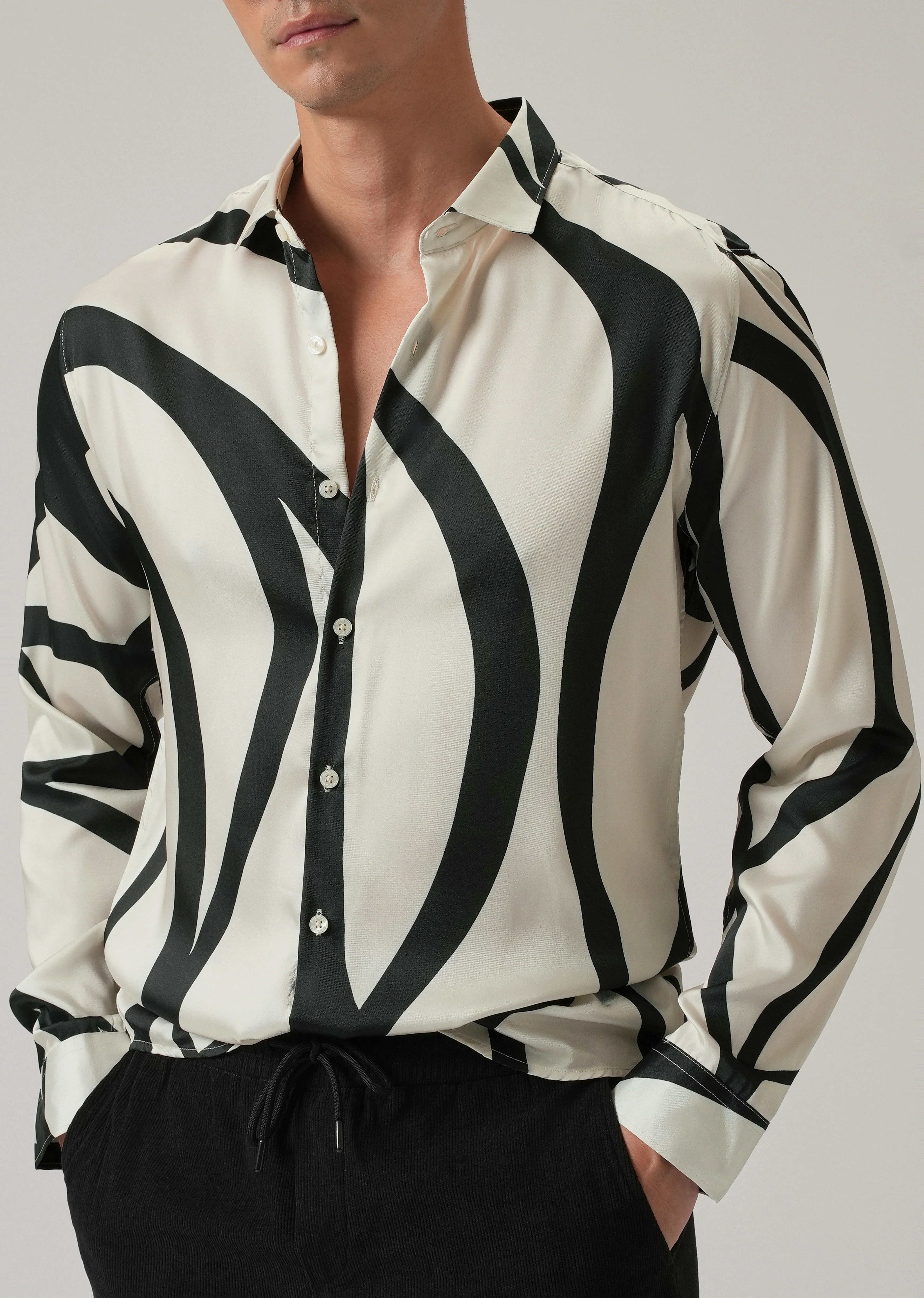 Flow Line Print Shirt - Image 7