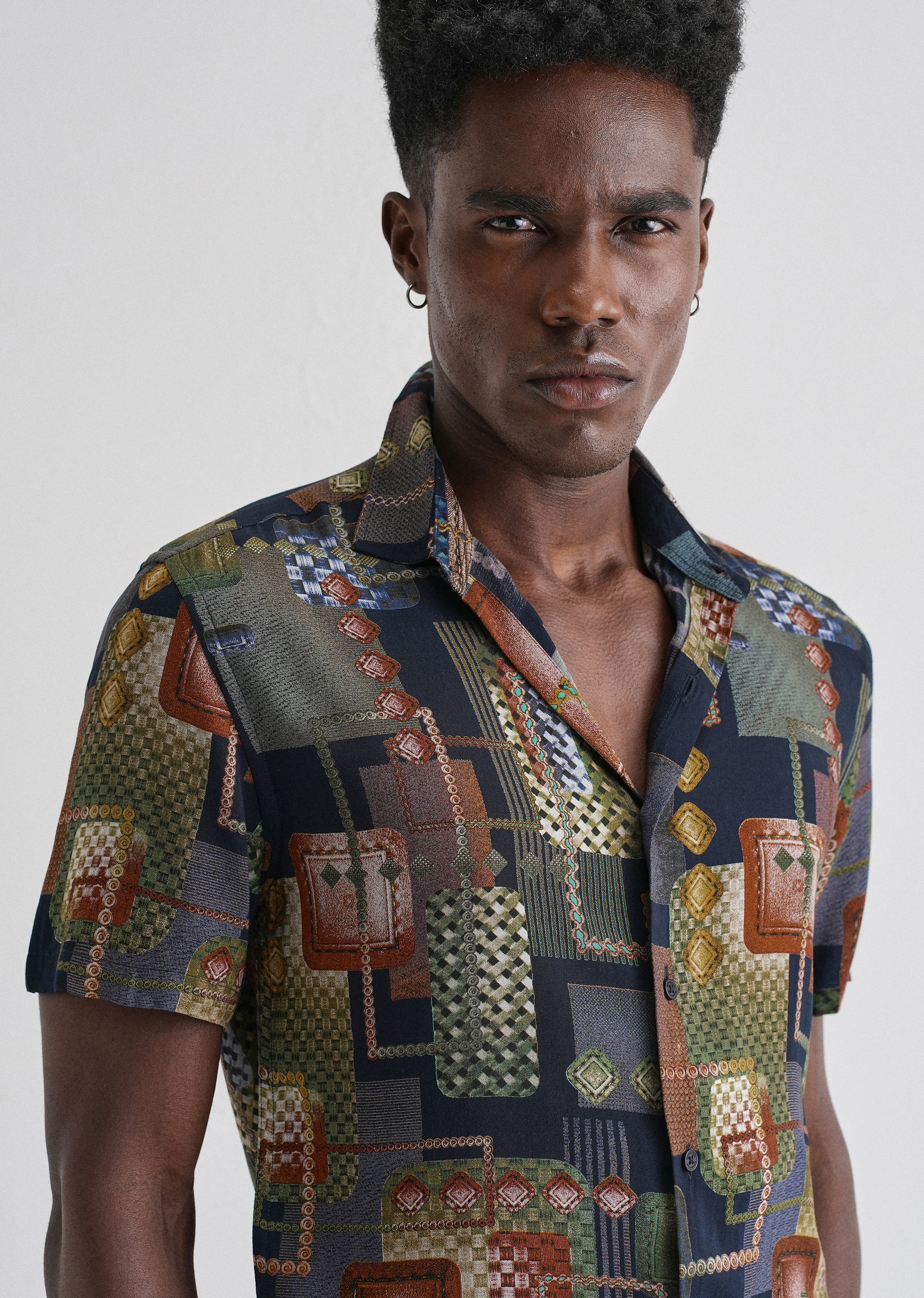 Geo Precision Feather shirt - Image 5