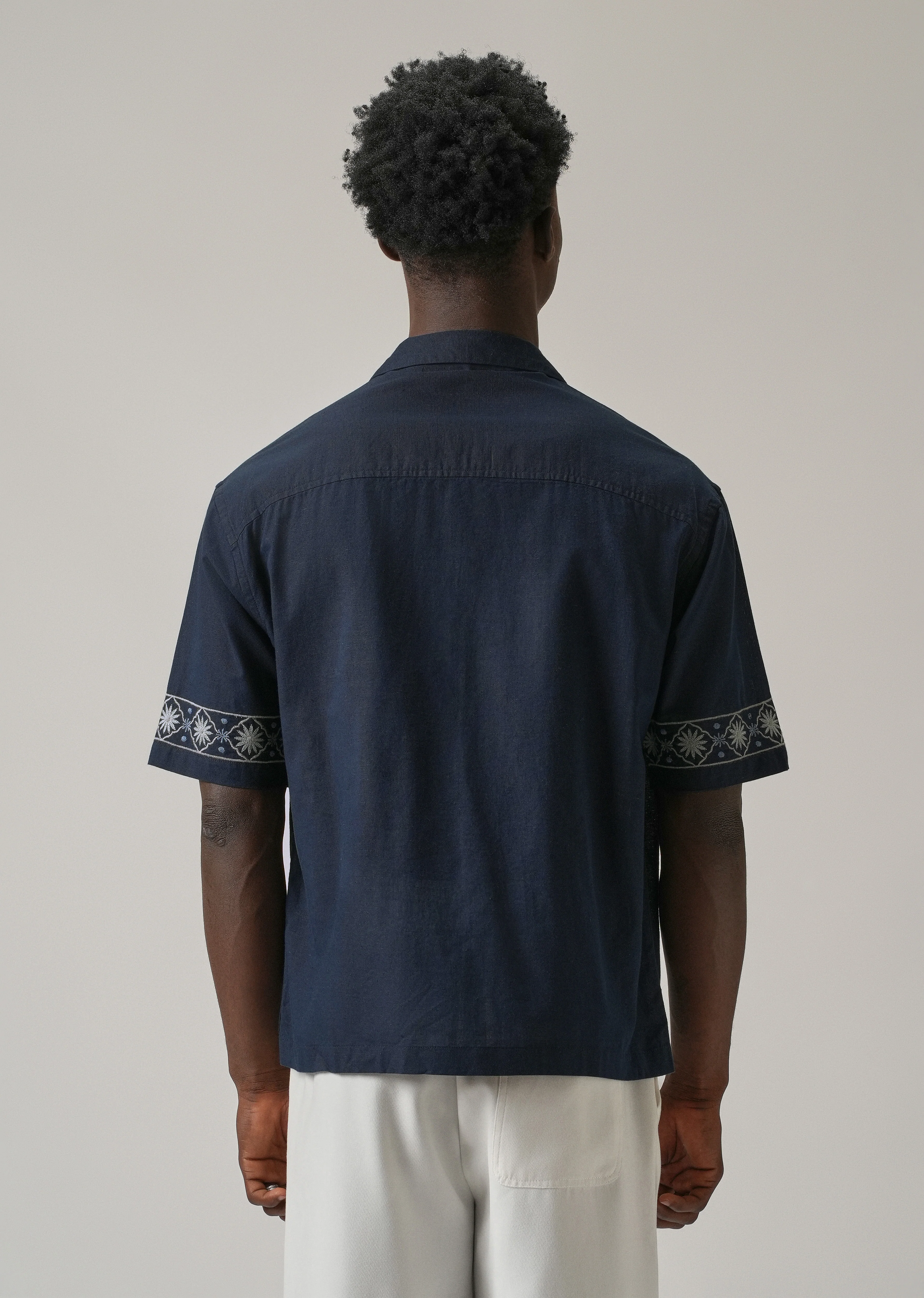 Geometric Embroidery Linen Shirt - Image 3