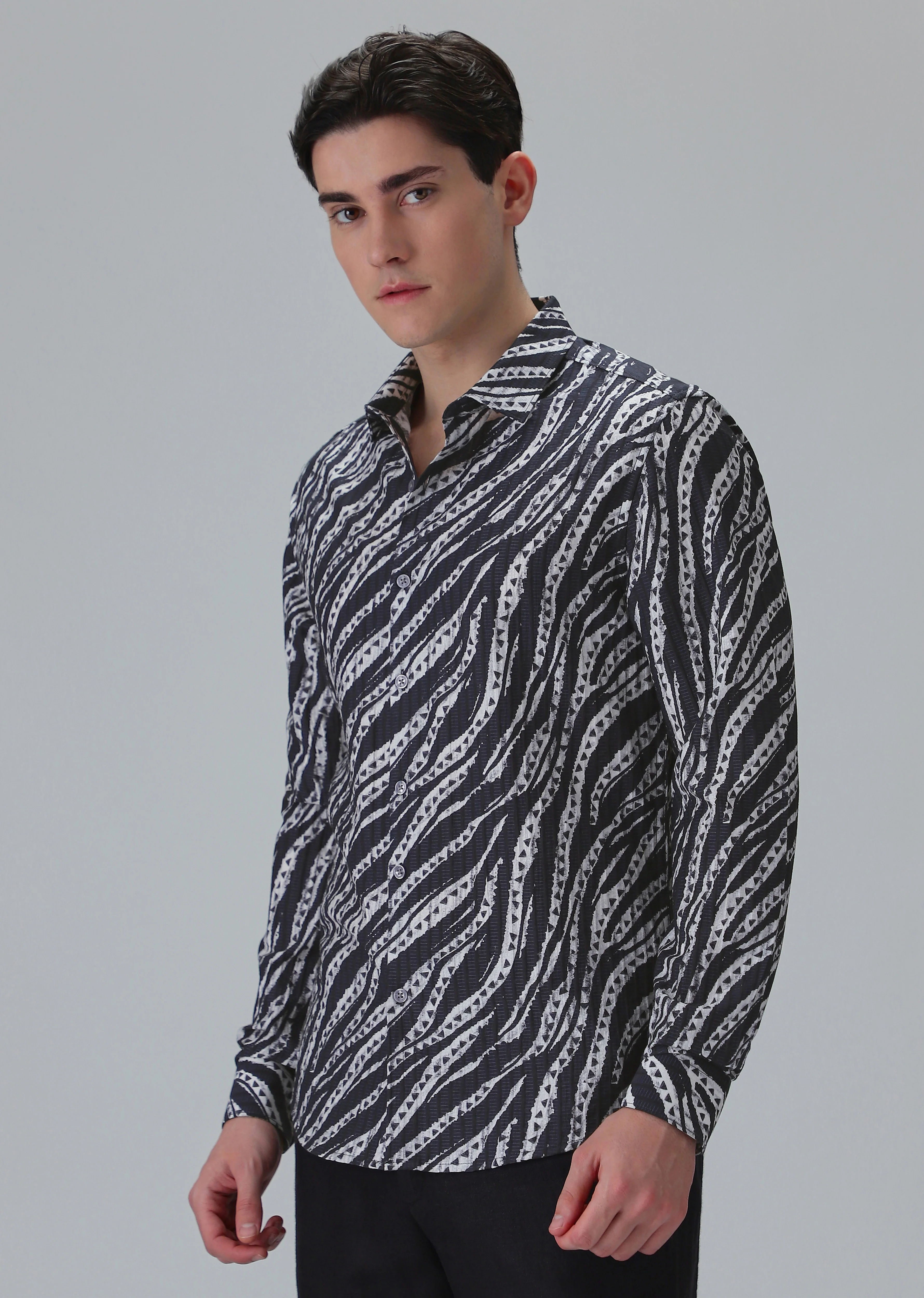 Abstract Fusion Black Printed Shirt - Image 4